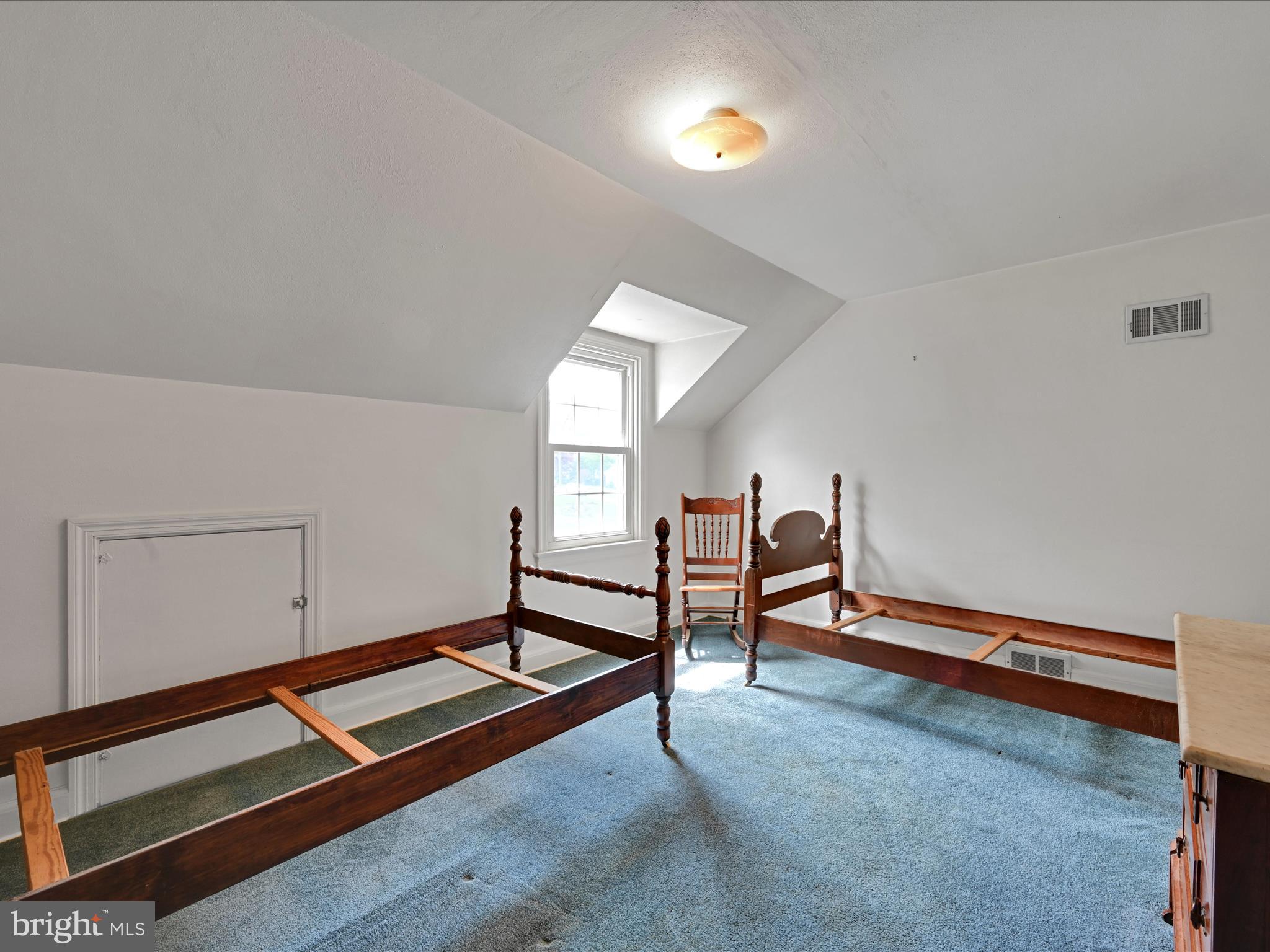 GRANDVIEW HEIGHTS - Residential