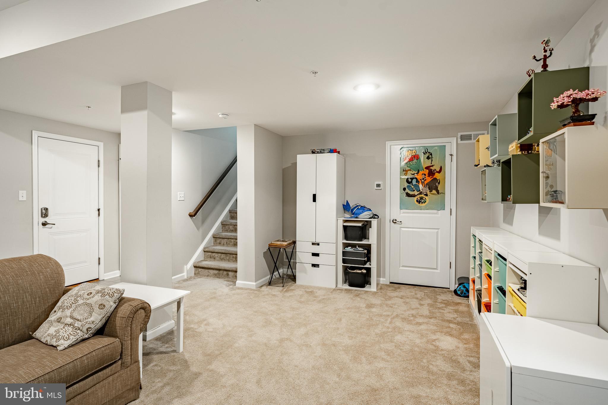 SPRING OAK - Residential