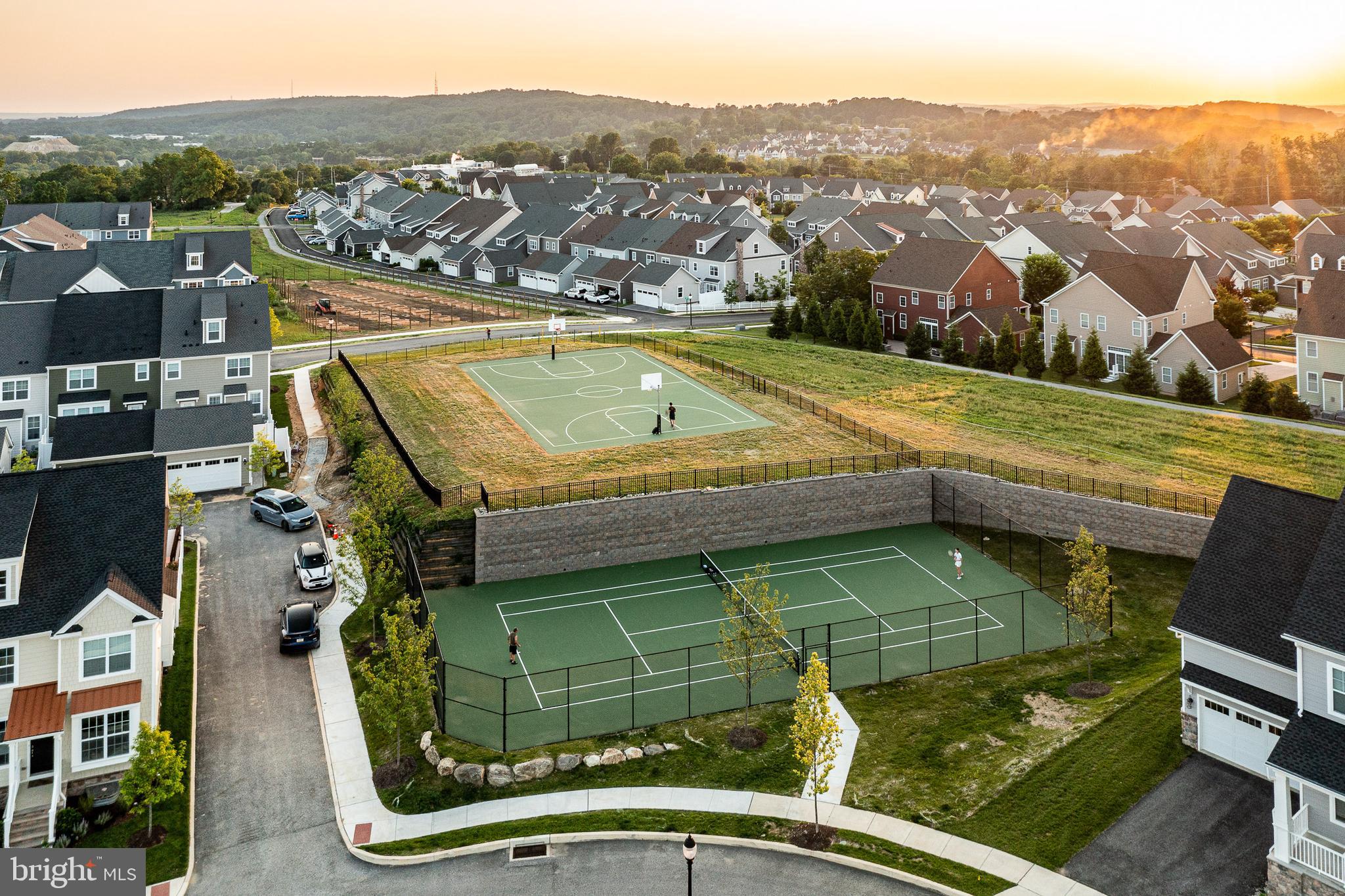 SPRING OAK - Residential