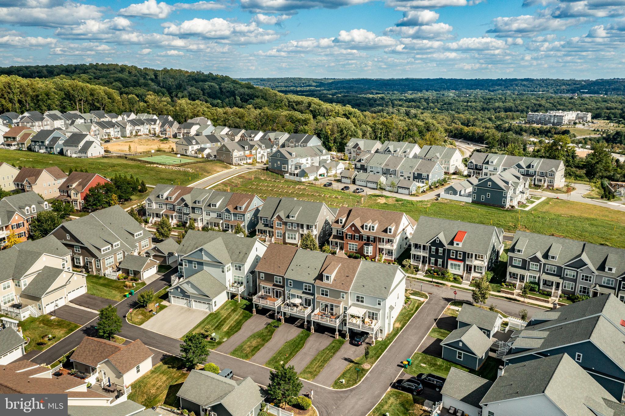 SPRING OAK - Residential