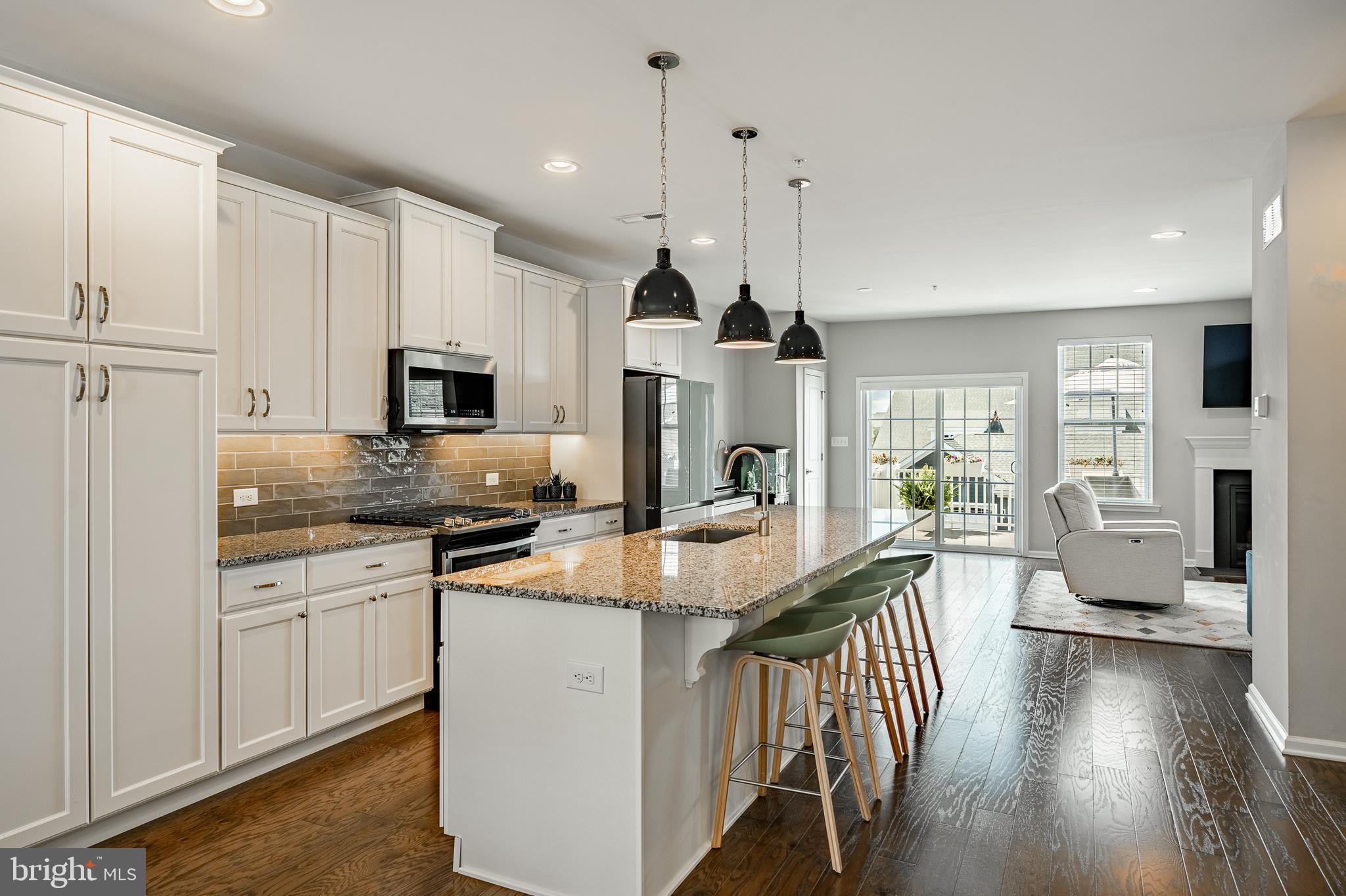 SPRING OAK - Residential