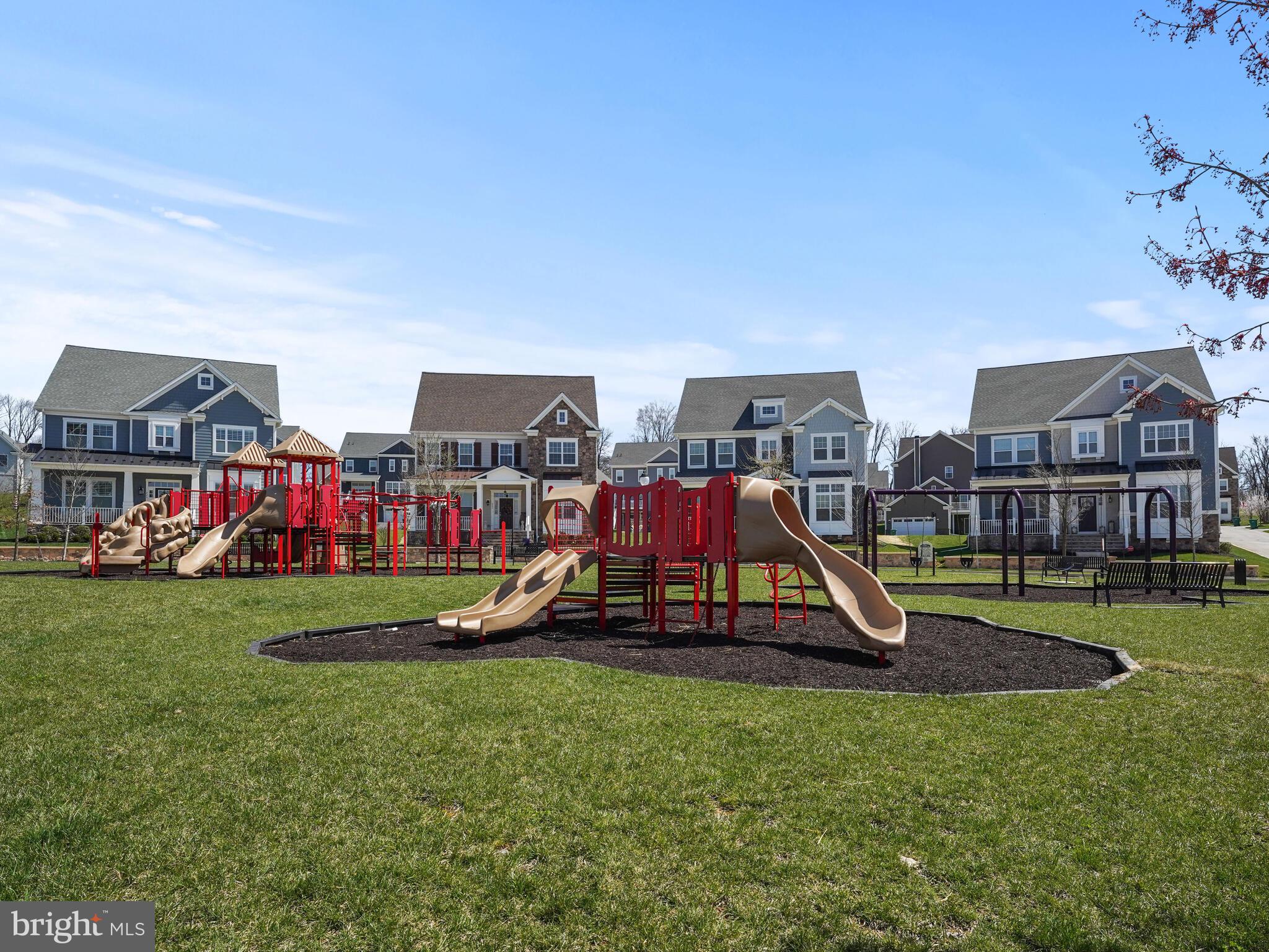 SPRING OAK - Residential