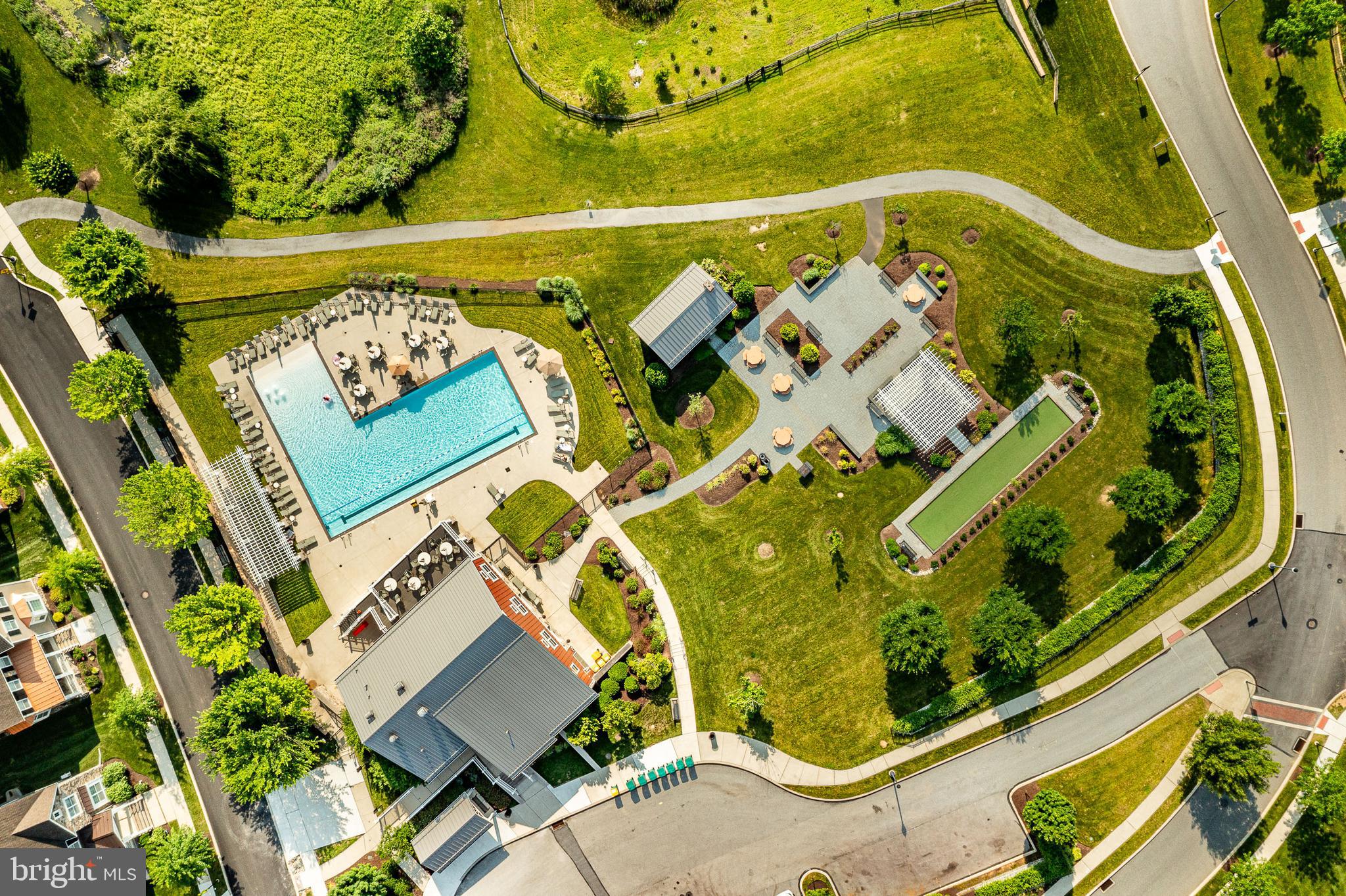 SPRING OAK - Residential