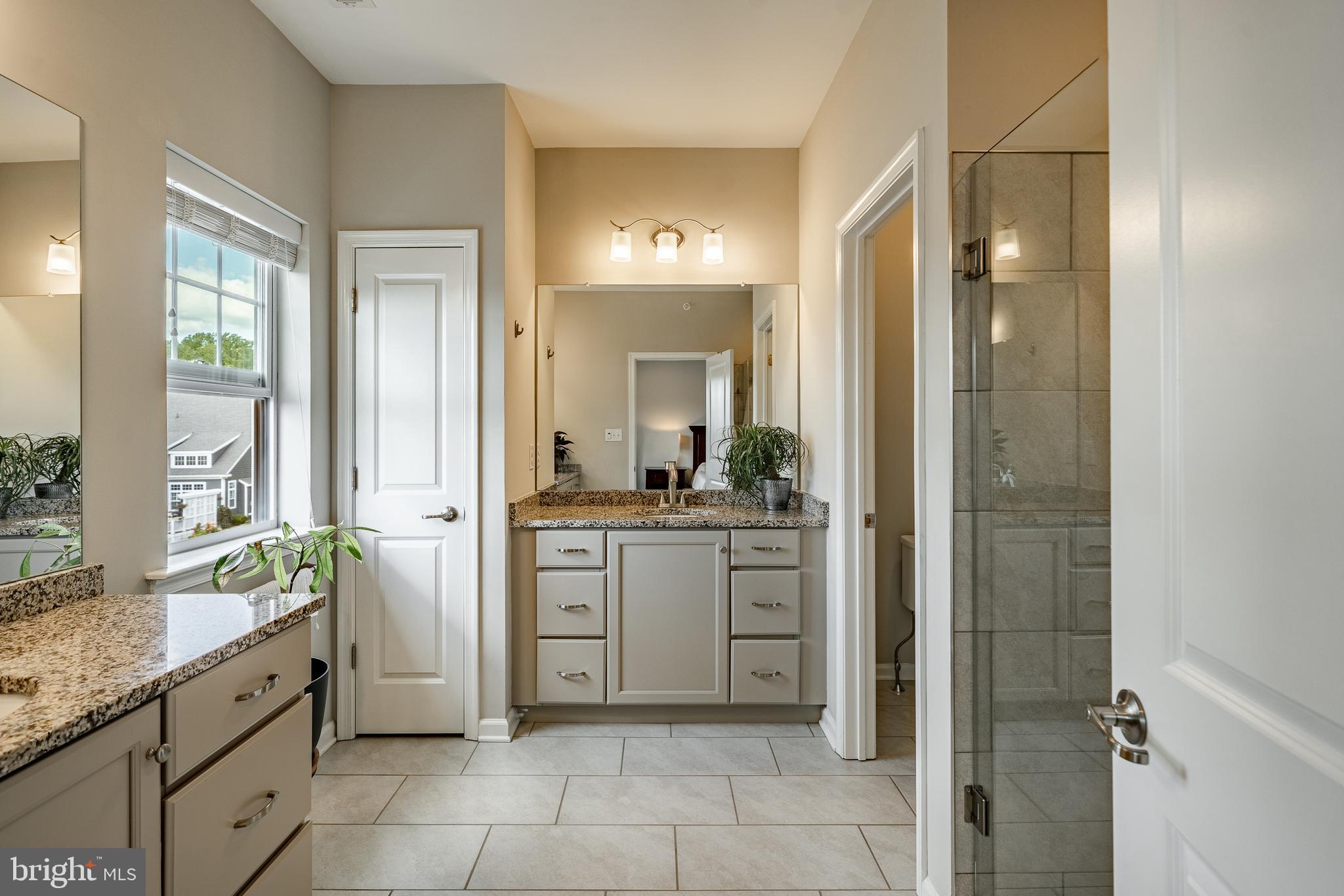 SPRING OAK - Residential