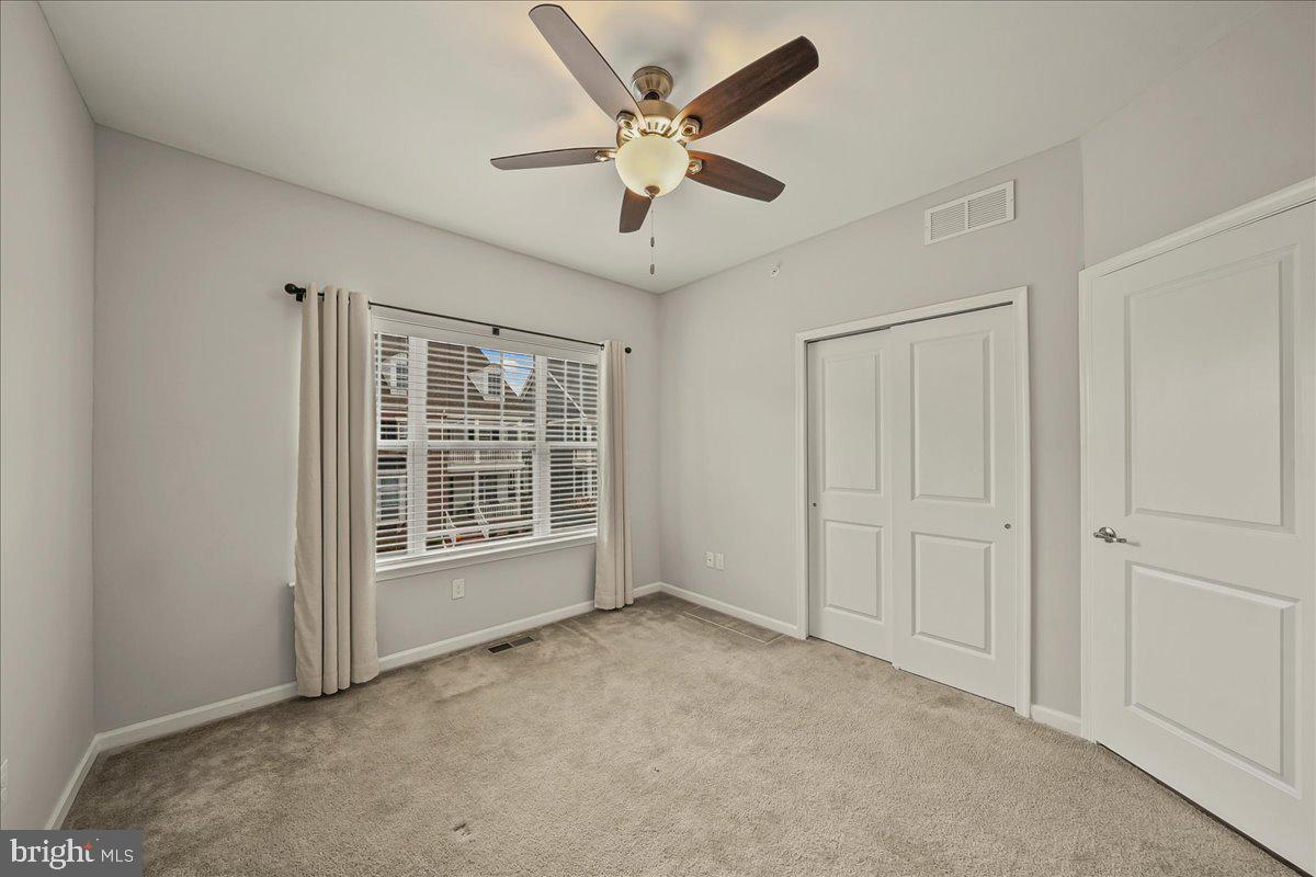 SPRING OAK - Residential