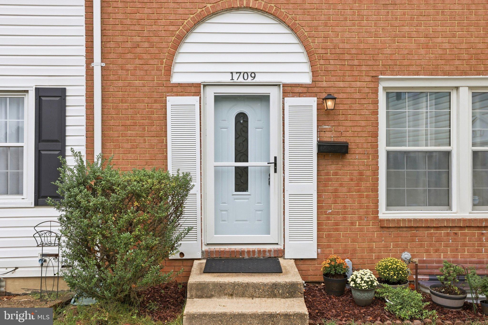 1709 GABRIEL COURT