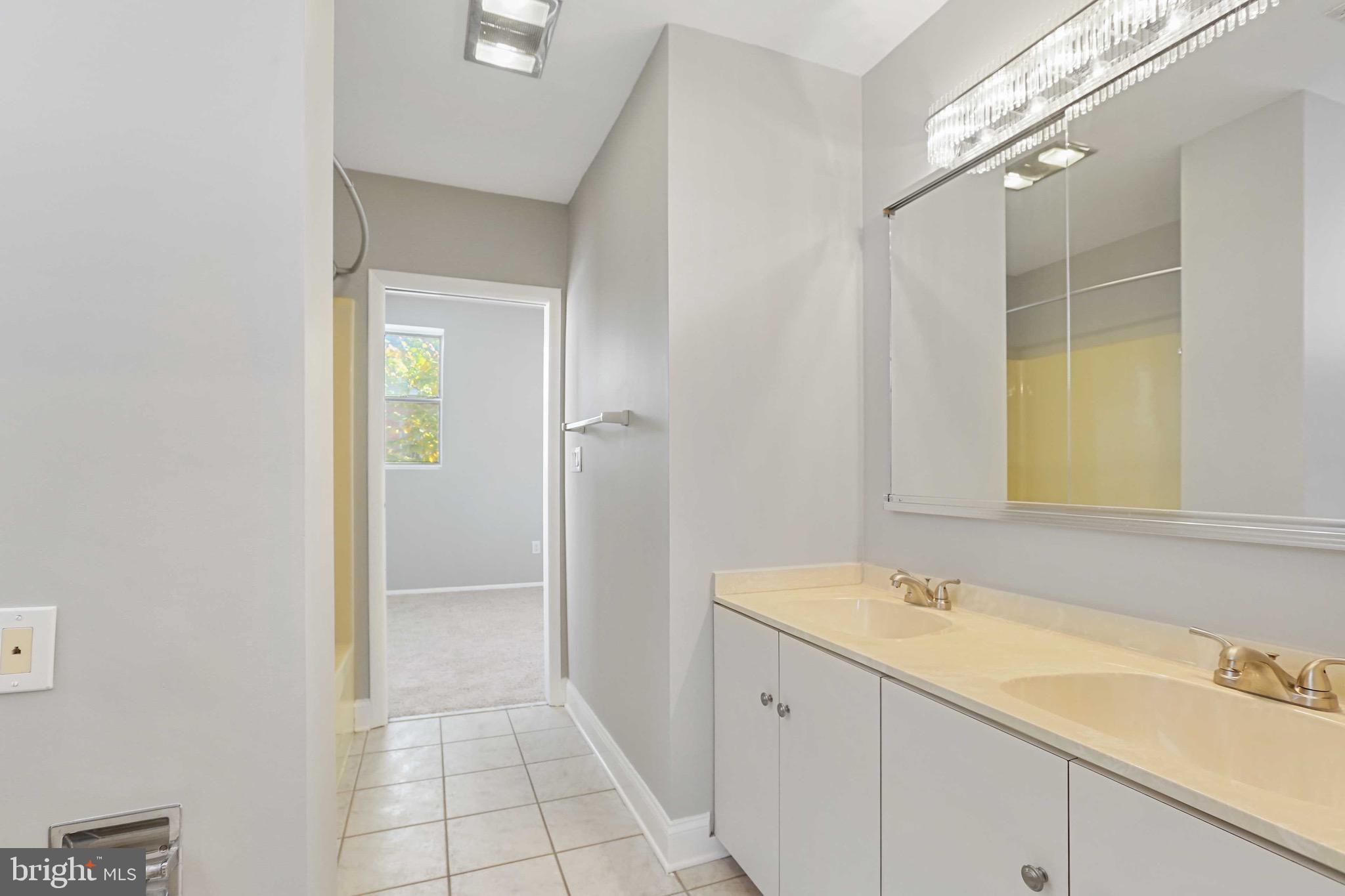 OTTERBEIN - Residential Lease