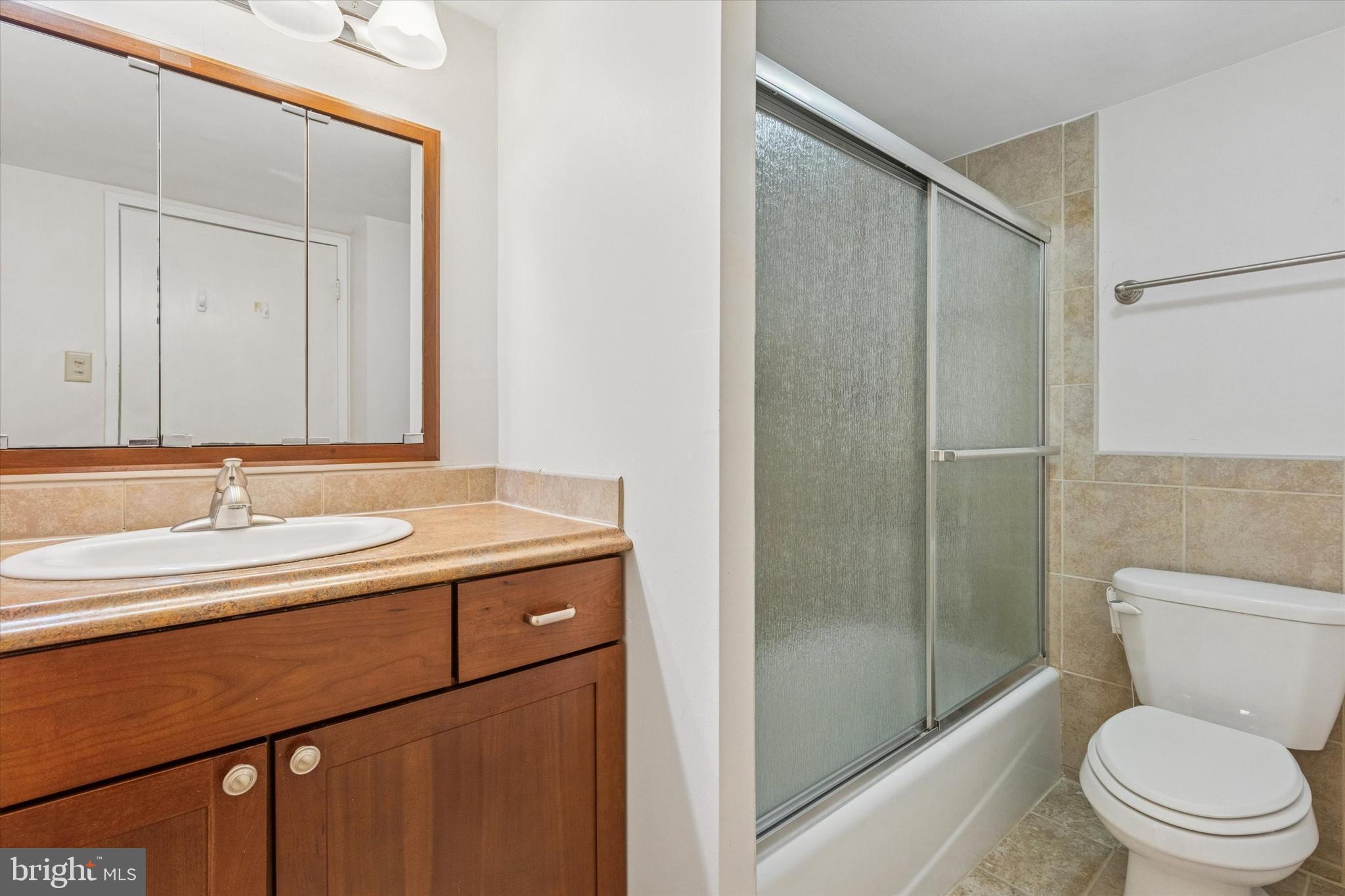 PLYMOUTH HILLS - Residential