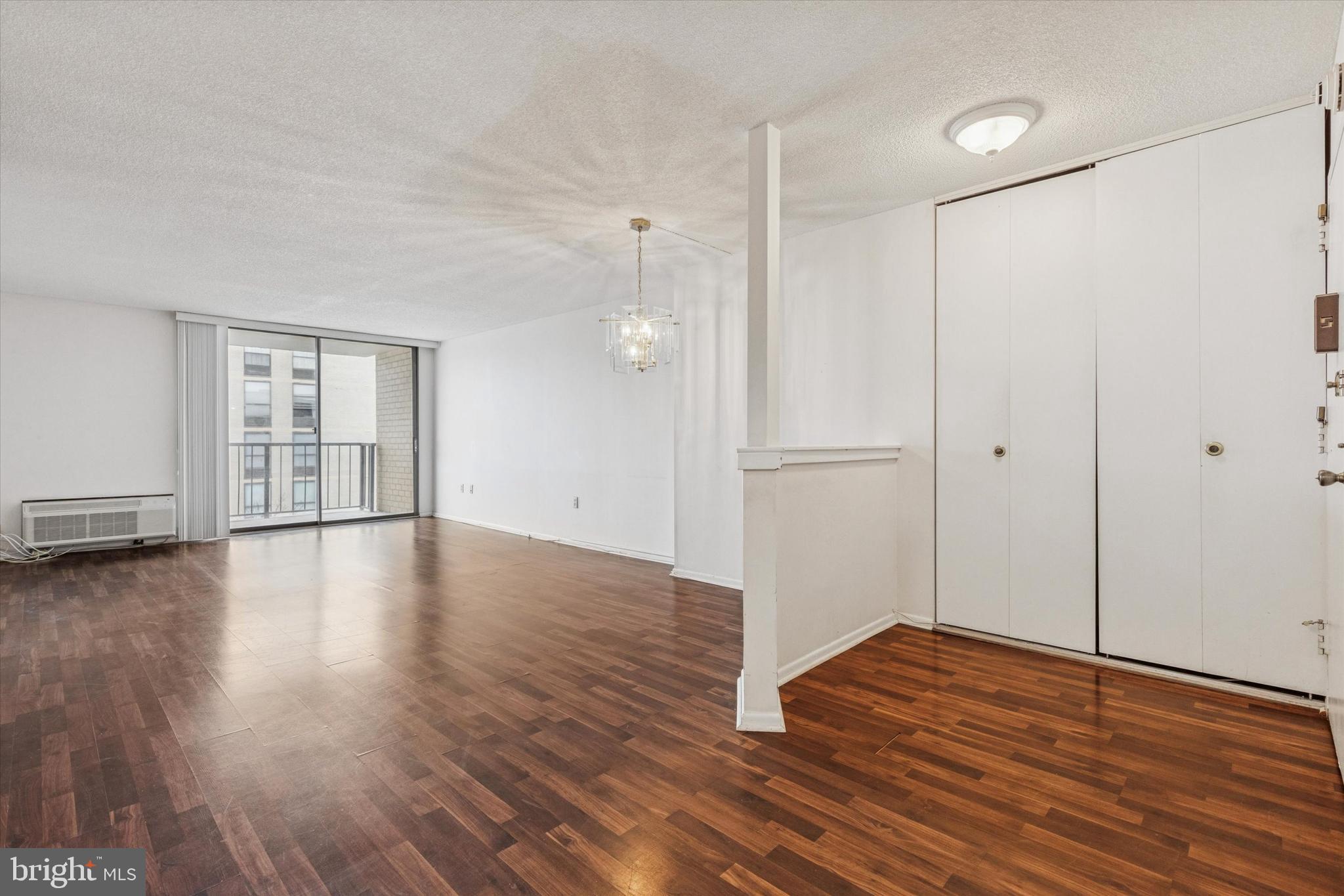 666 W GERMANTOWN PIKE 2716