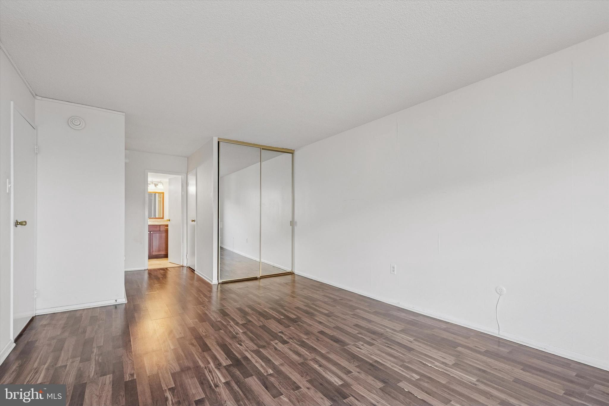 PLYMOUTH HILLS - Residential