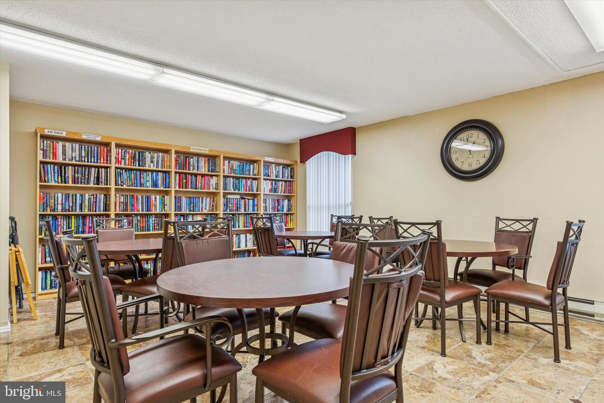 PLYMOUTH HILLS - Residential