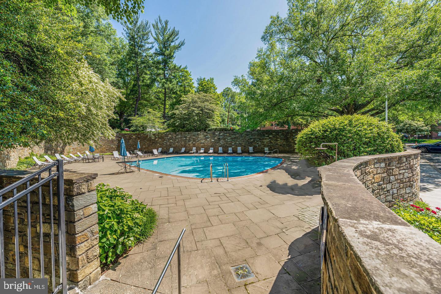 4000 TUNLAW ROAD NW 220
