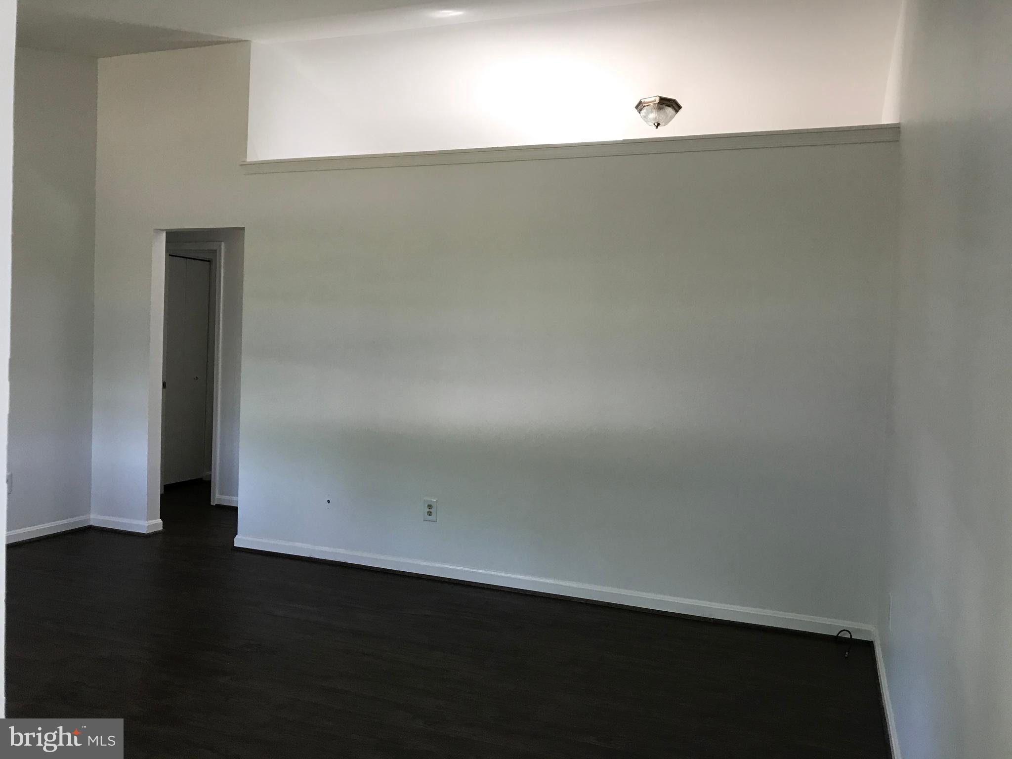 MAXWELLTON LA PLATA - Residential Lease