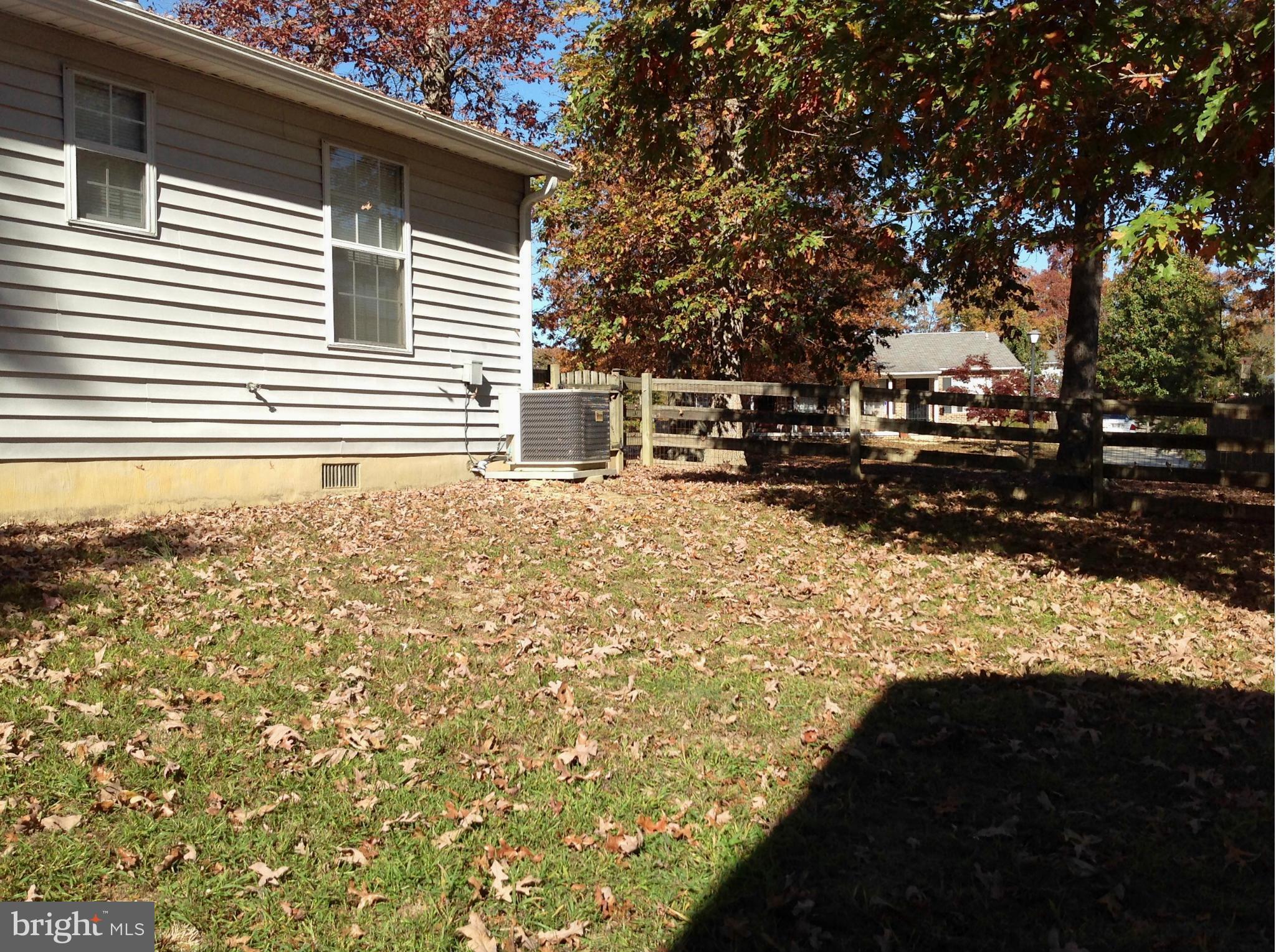 MAXWELLTON LA PLATA - Residential Lease