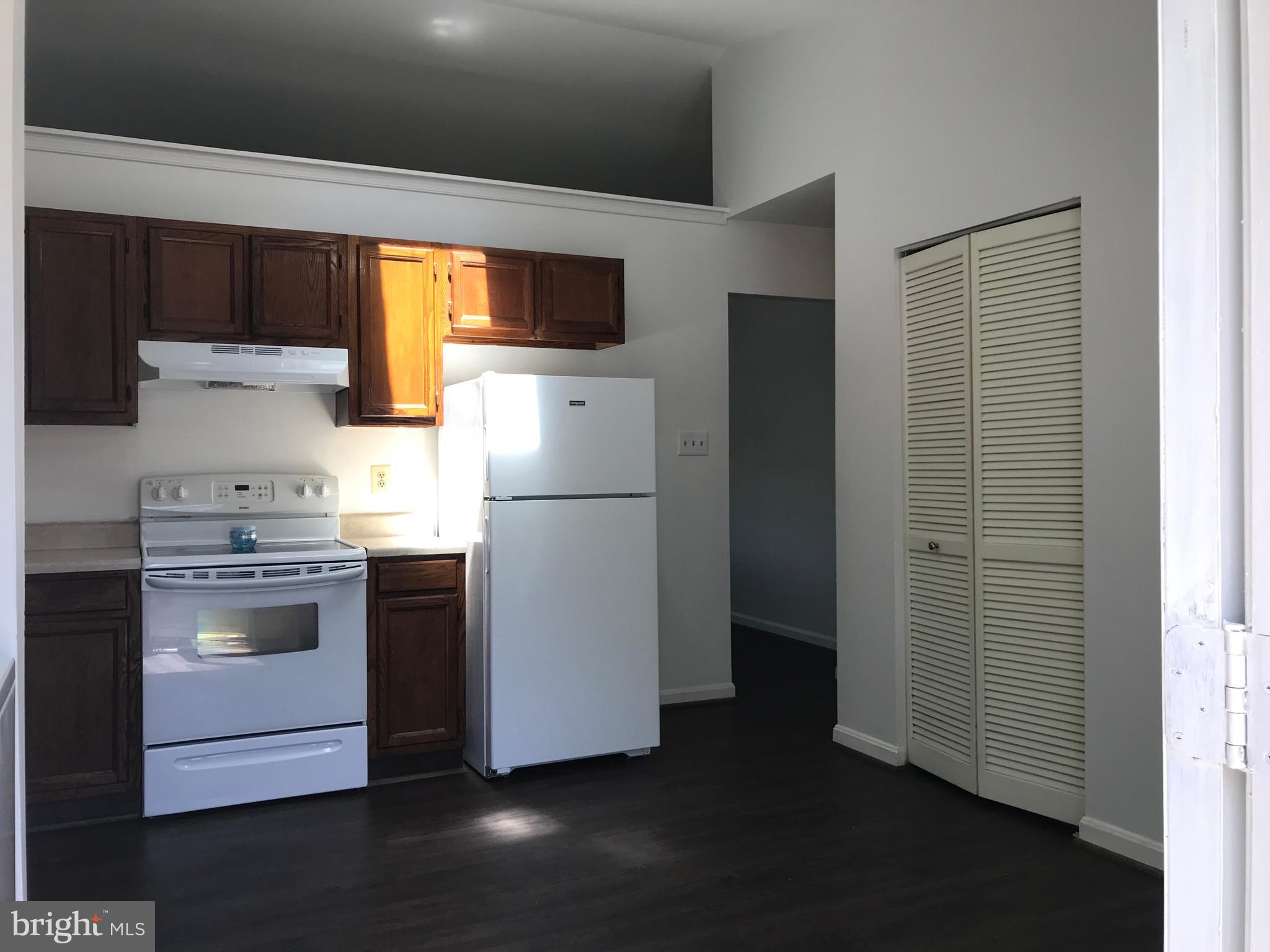 MAXWELLTON LA PLATA - Residential Lease