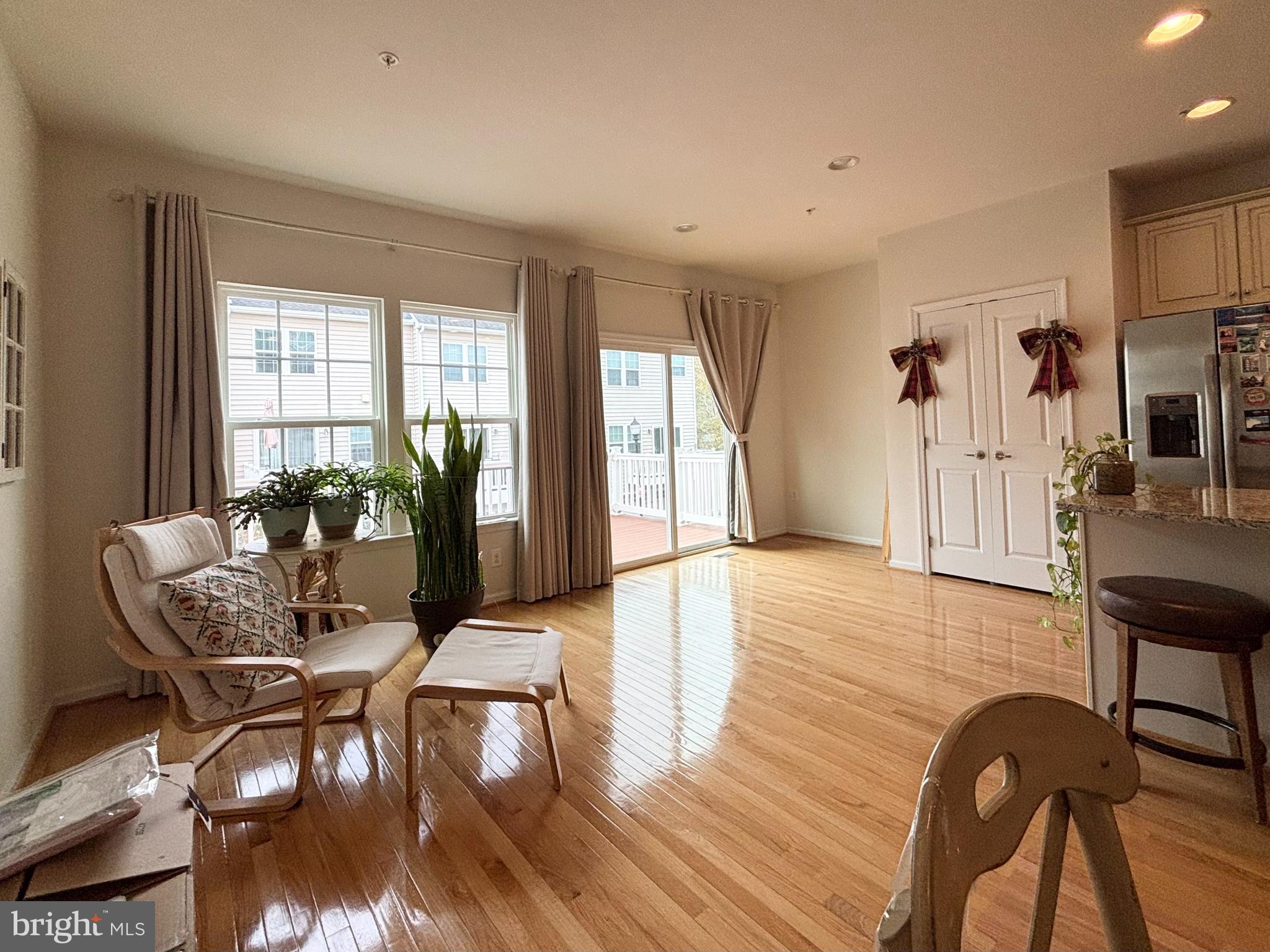 WATERFORD HILLS - Residential Lease