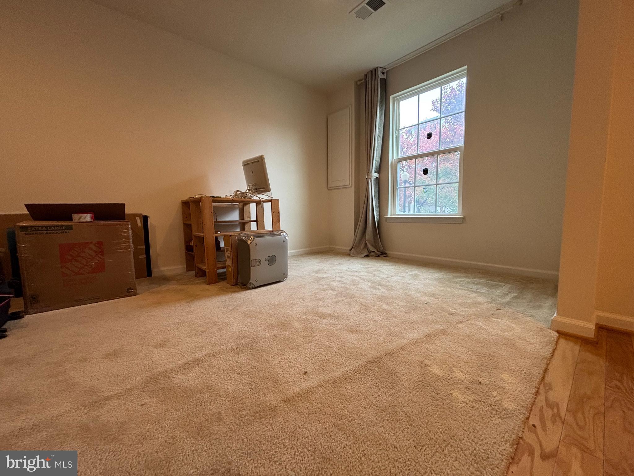 WATERFORD HILLS - Residential Lease