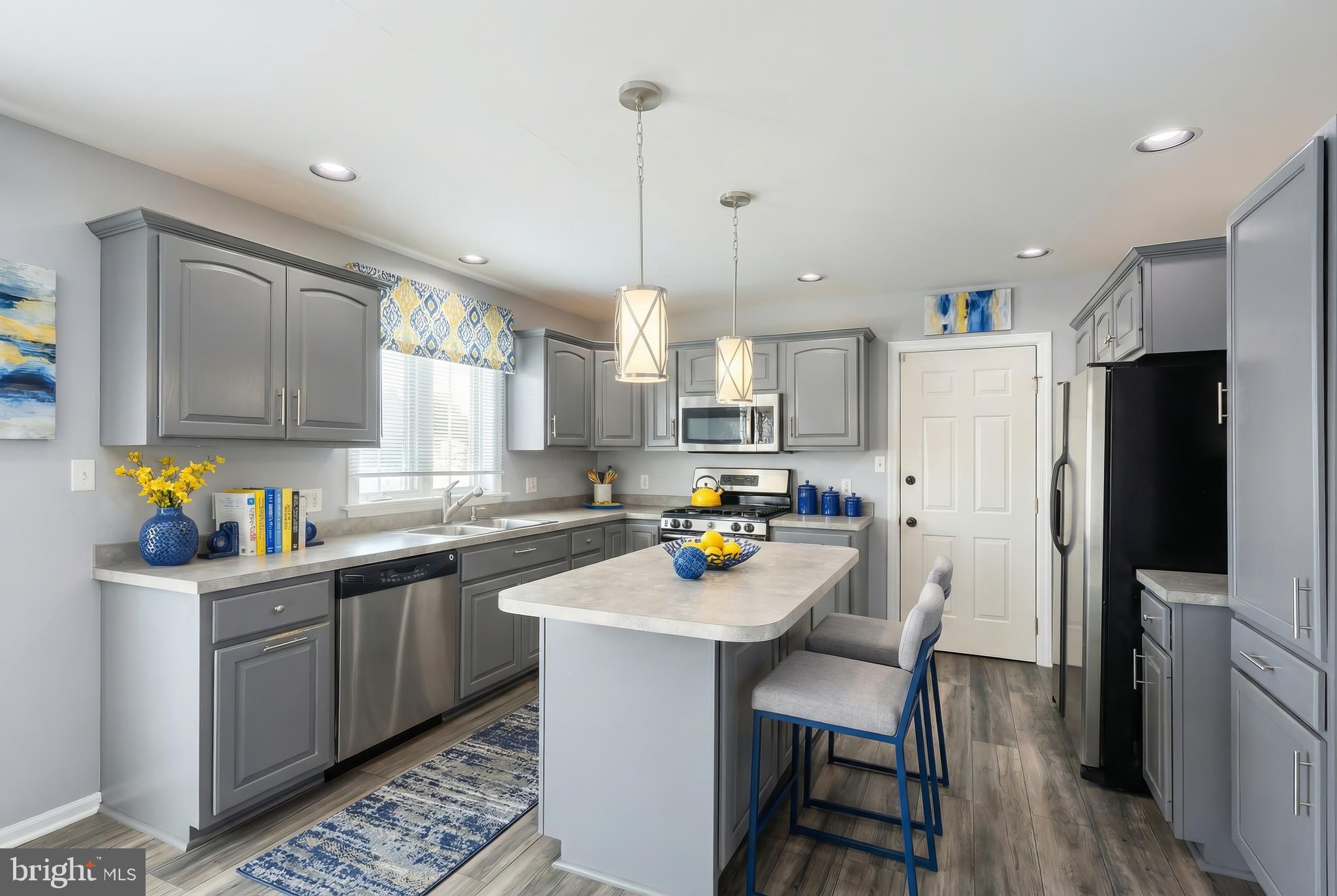 BARRINGTON PLACE - Residential