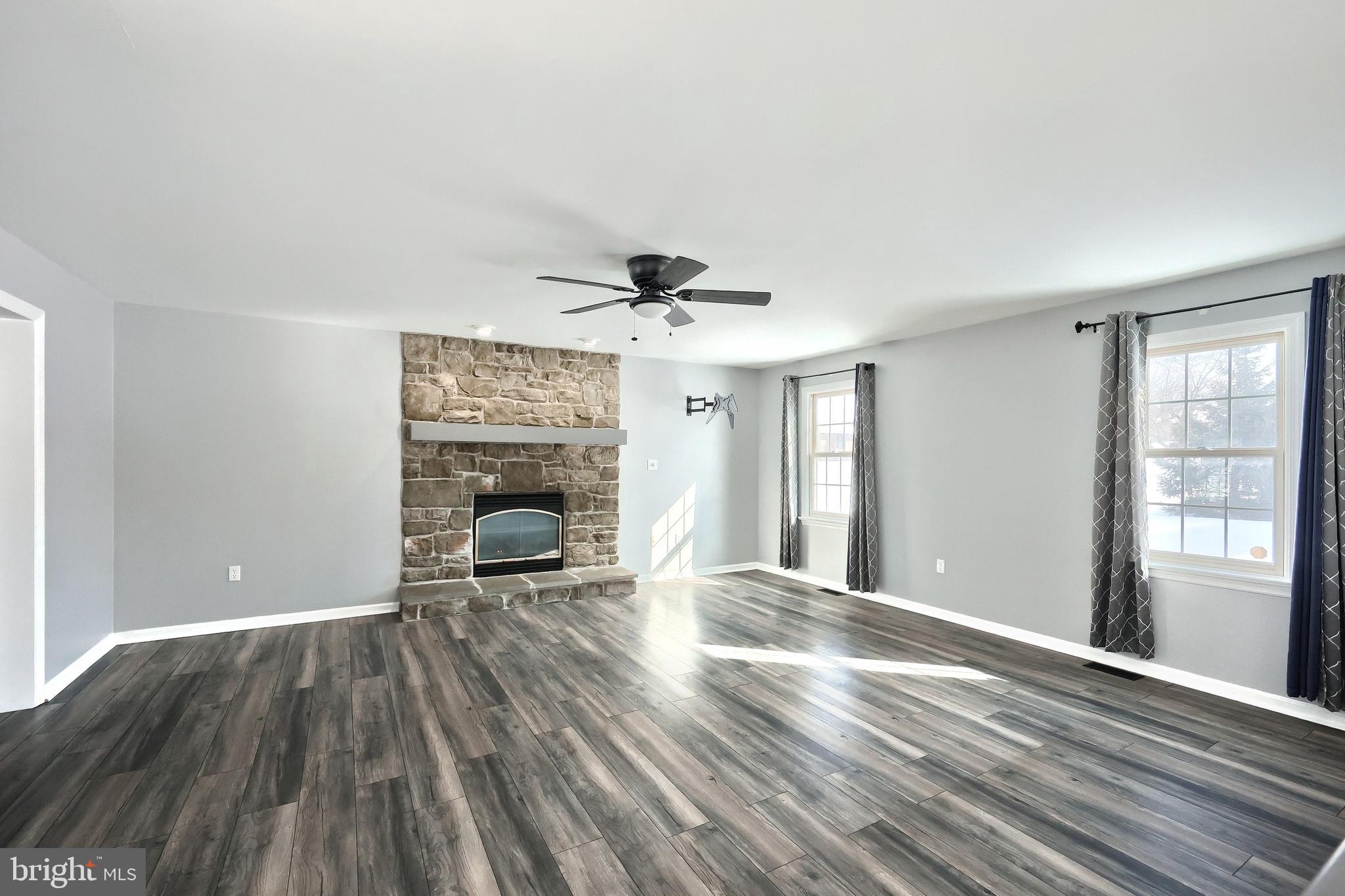 BARRINGTON PLACE - Residential