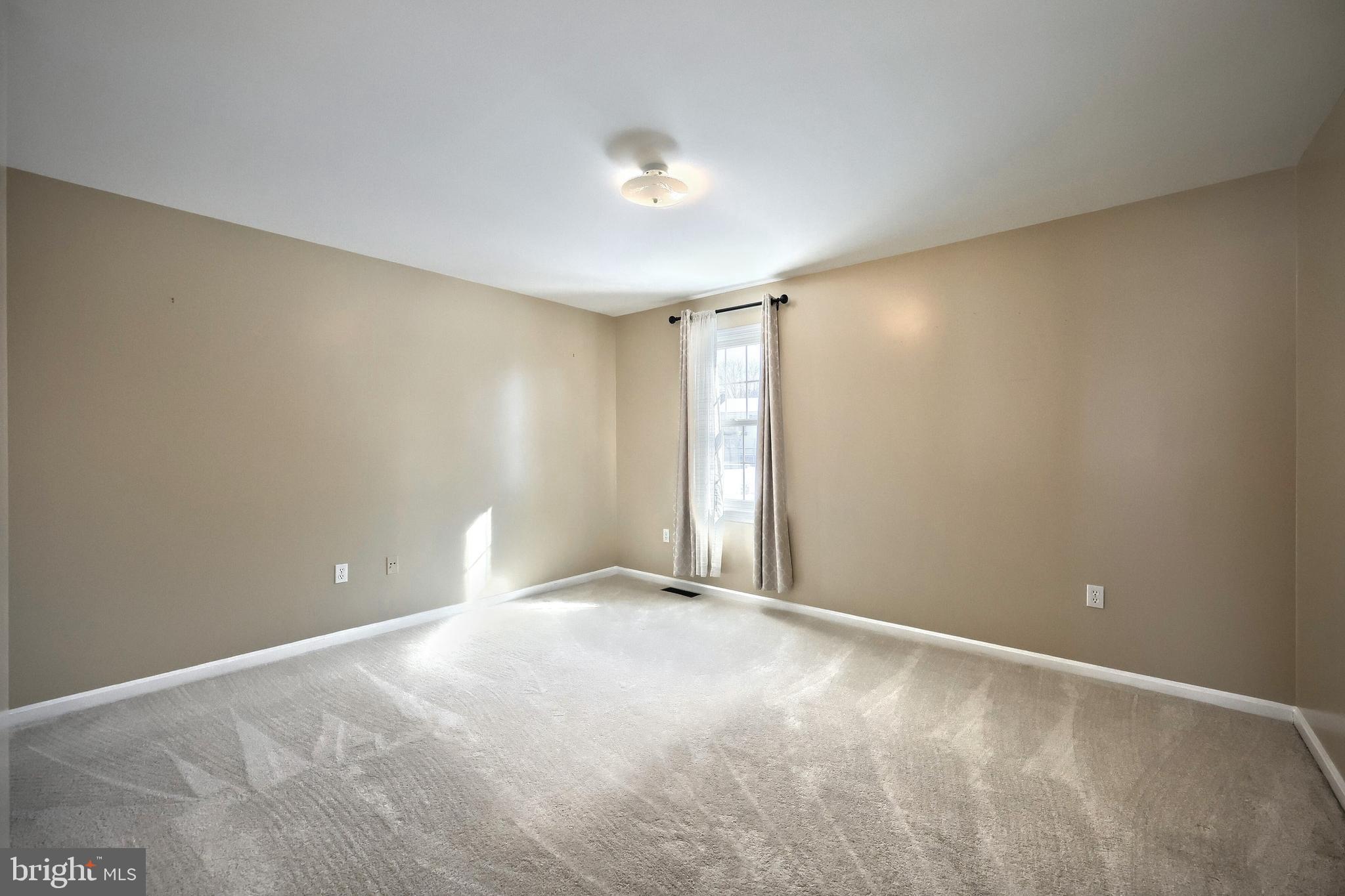 BARRINGTON PLACE - Residential