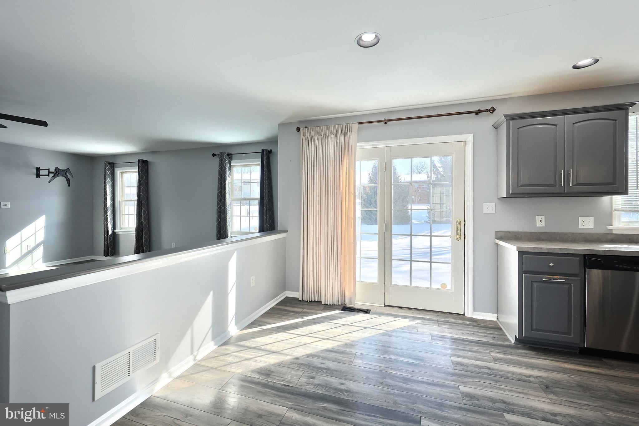 BARRINGTON PLACE - Residential