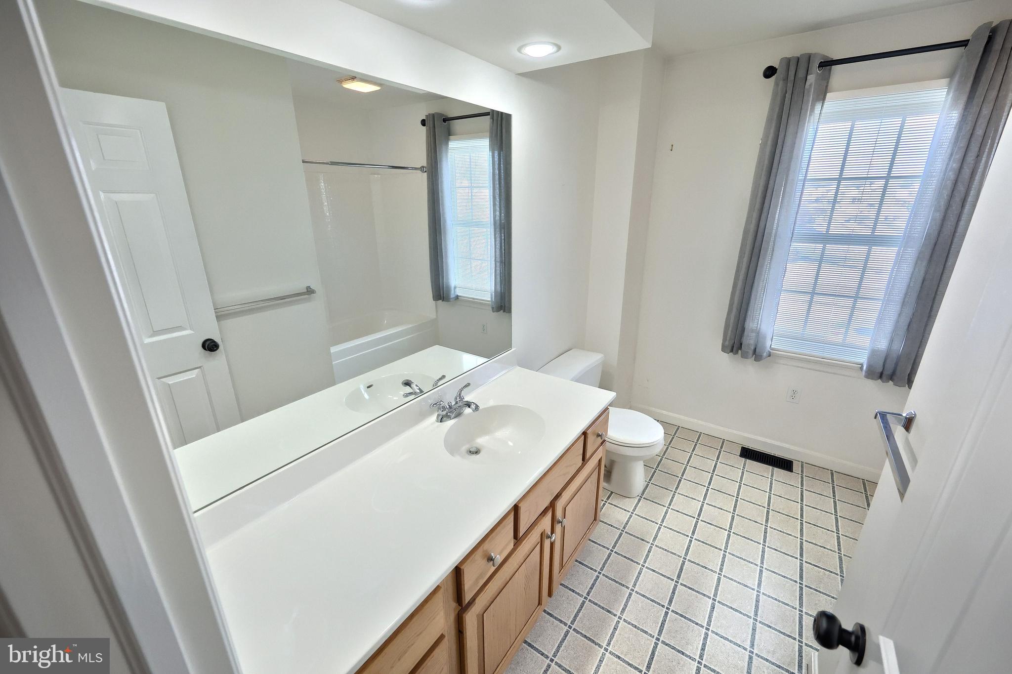 BARRINGTON PLACE - Residential