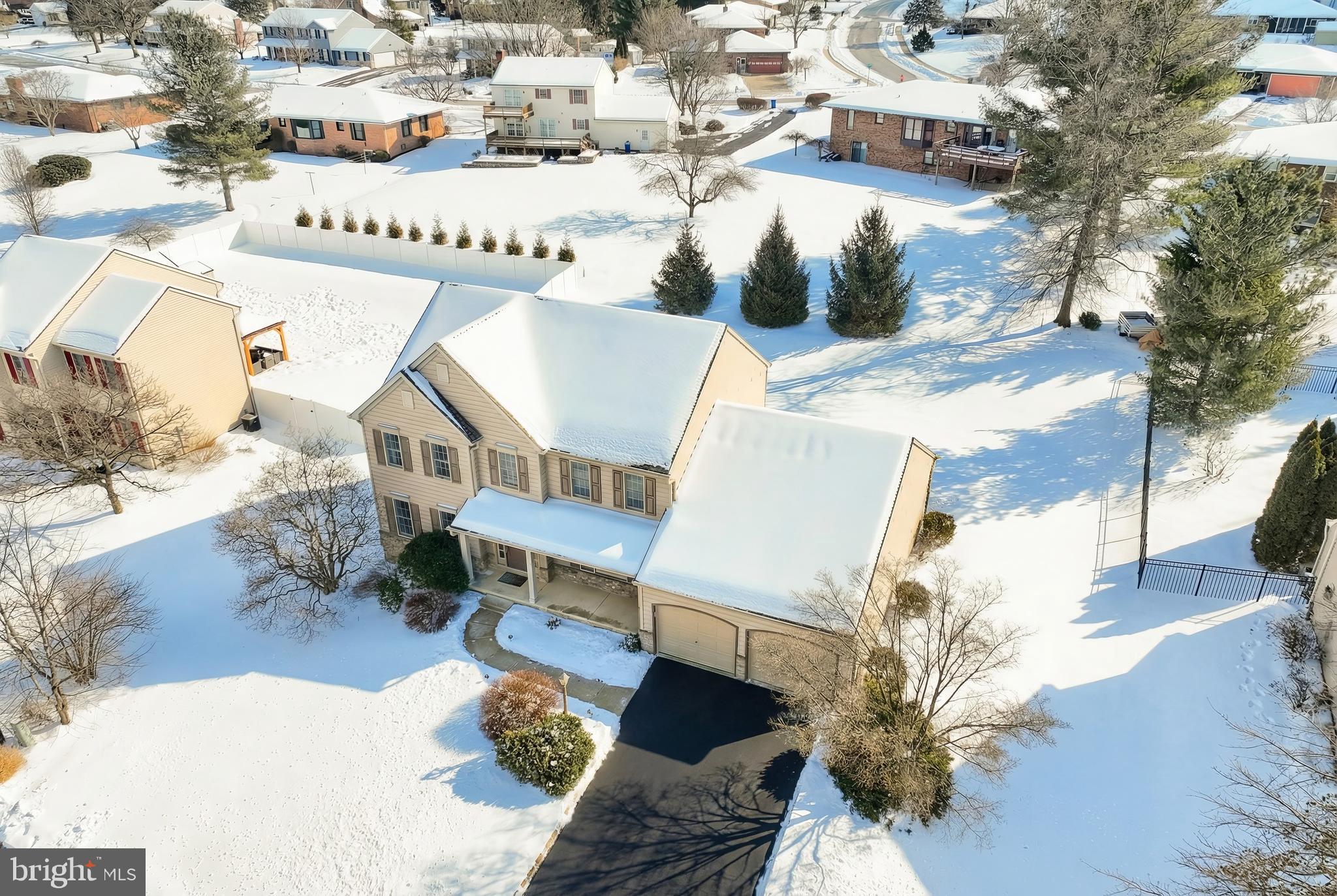 BARRINGTON PLACE - Residential