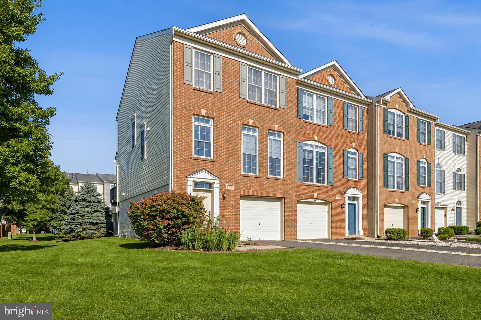 5251 PRAIRIE WILLOW WAY