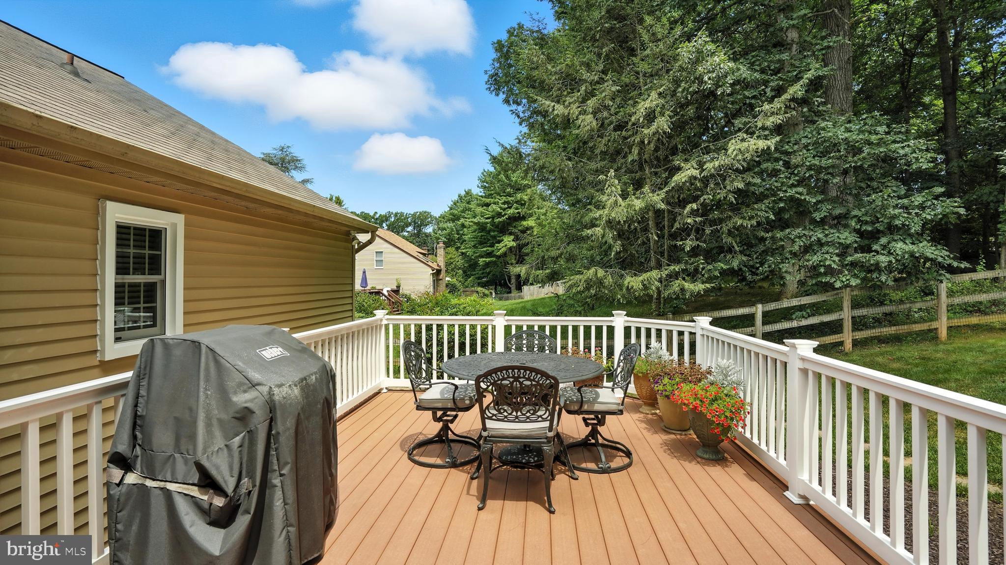 7 5 OAKS CT