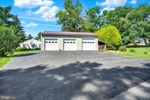 MLS: PAYK2104838