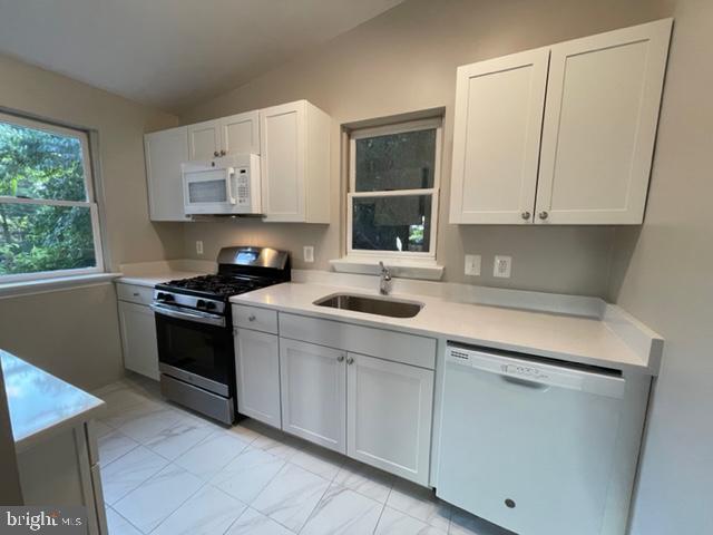 ARLINGTON FOREST - Residential Lease