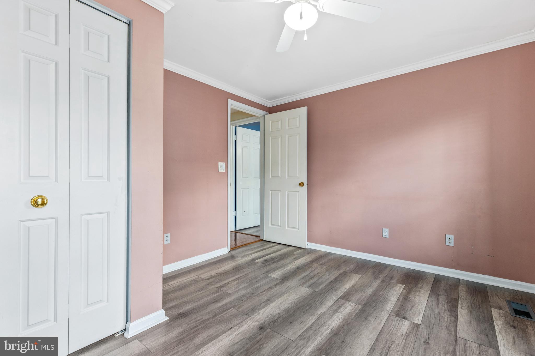 MILL CREEK SOUTH - Residential