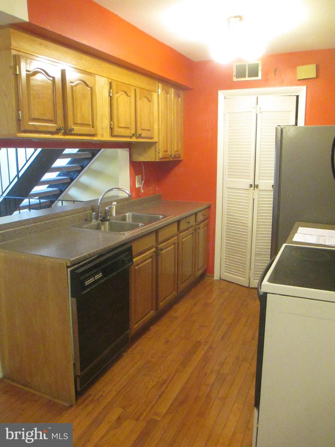 BROOKSHIRE - Residential