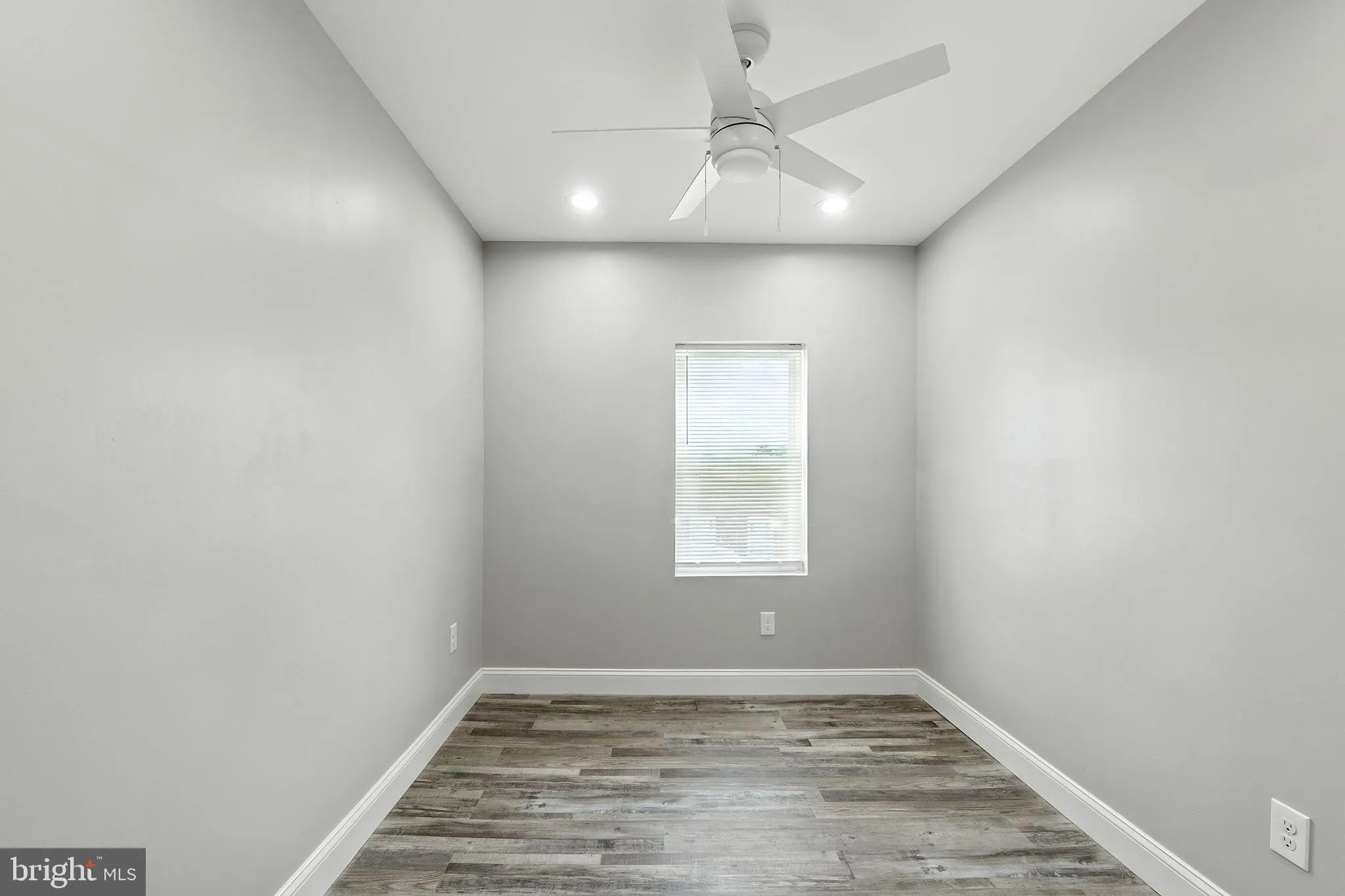 Baltimore, Maryland 21205, United States, 4 Bedrooms Bedrooms, ,5 BathroomsBathrooms,Residential,Active,198854