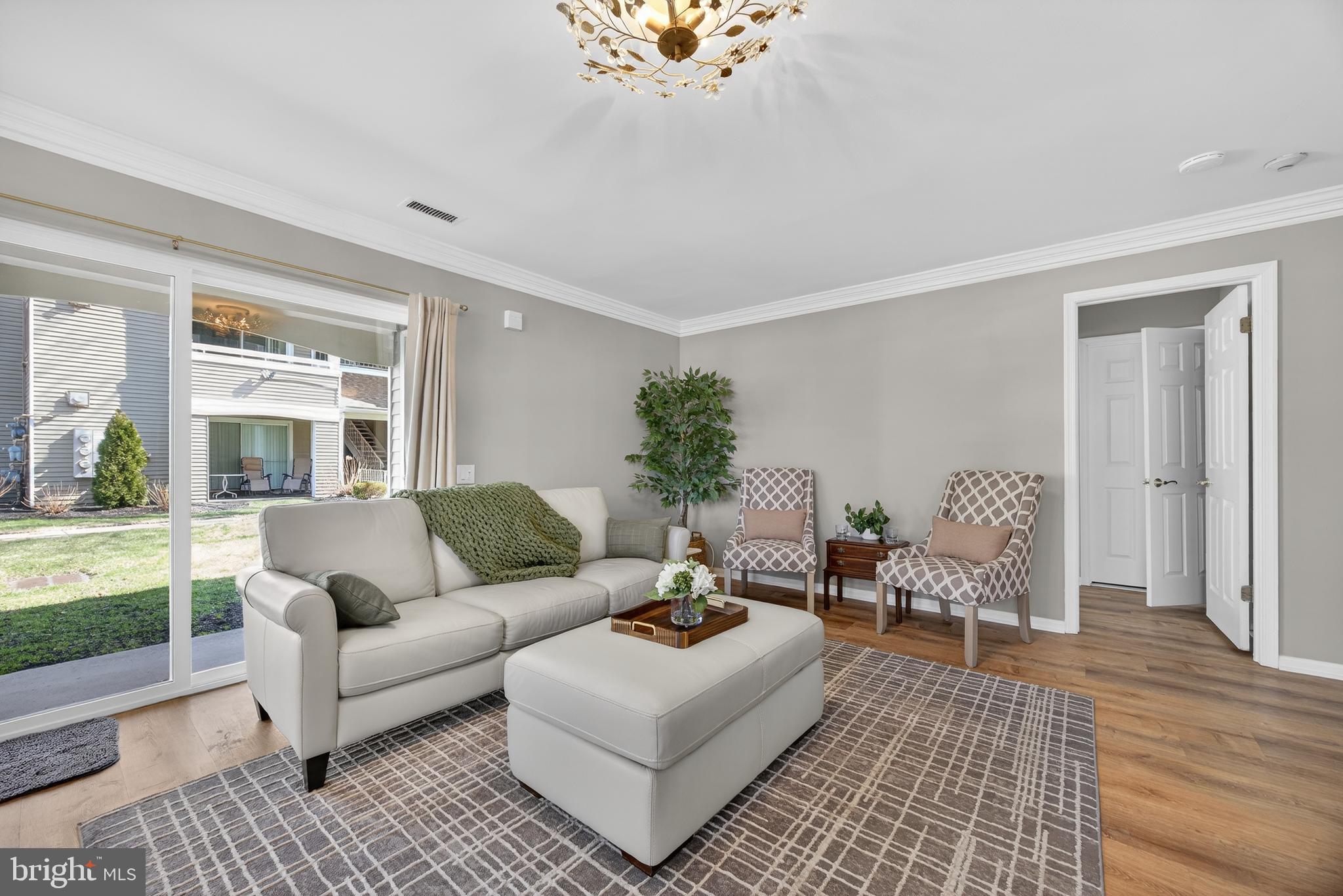 DELAIRE LANDING - Residential