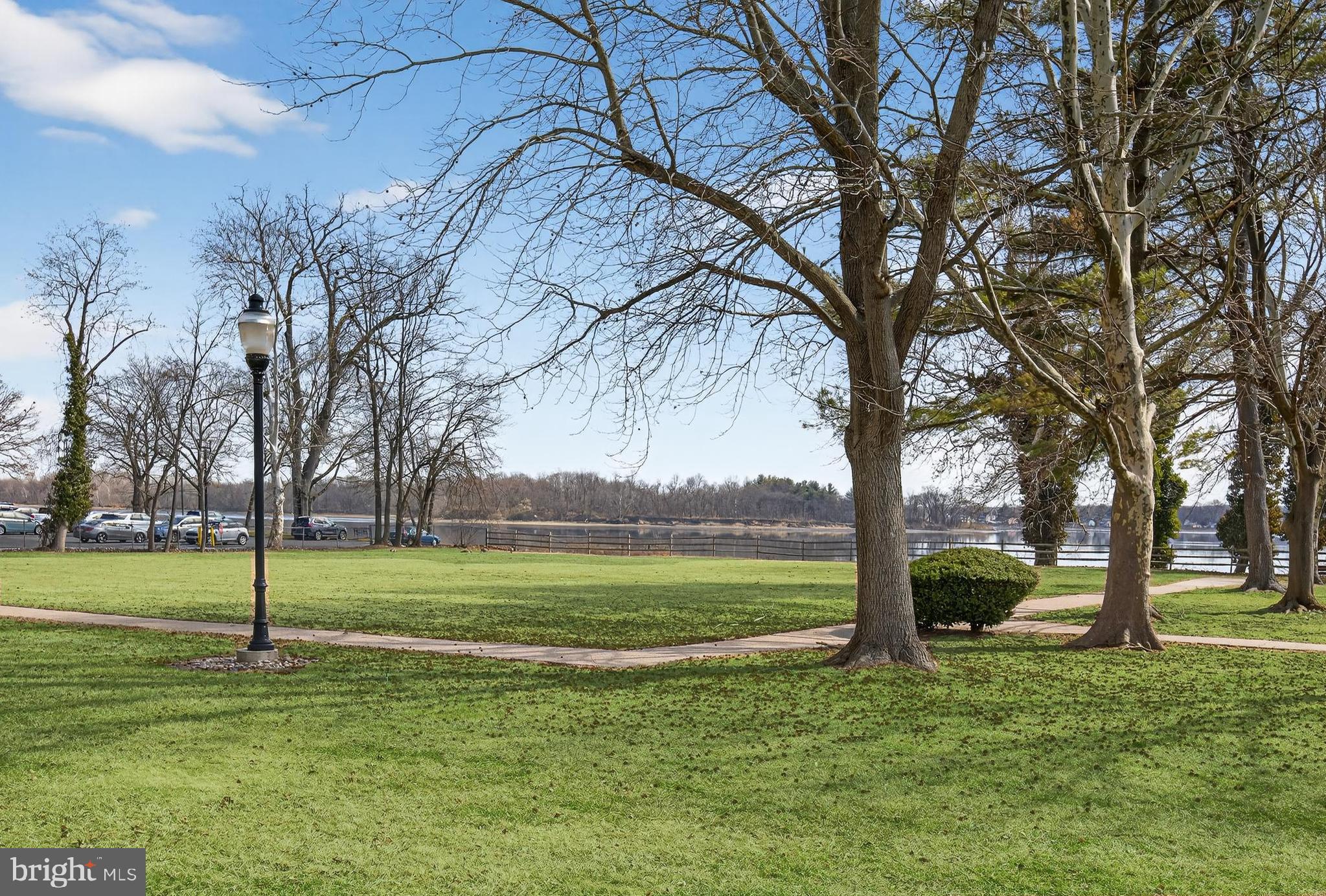 DELAIRE LANDING - Residential