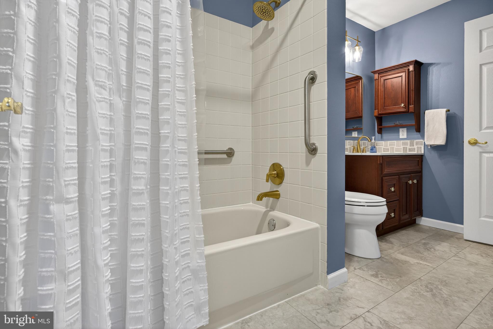 DELAIRE LANDING - Residential