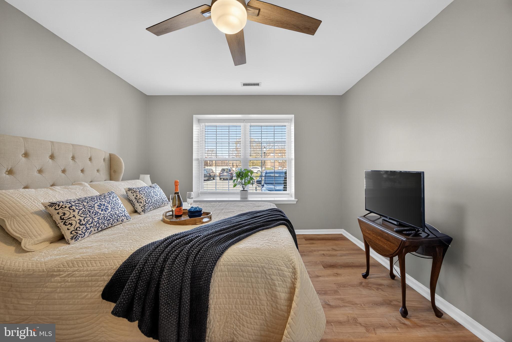 DELAIRE LANDING - Residential