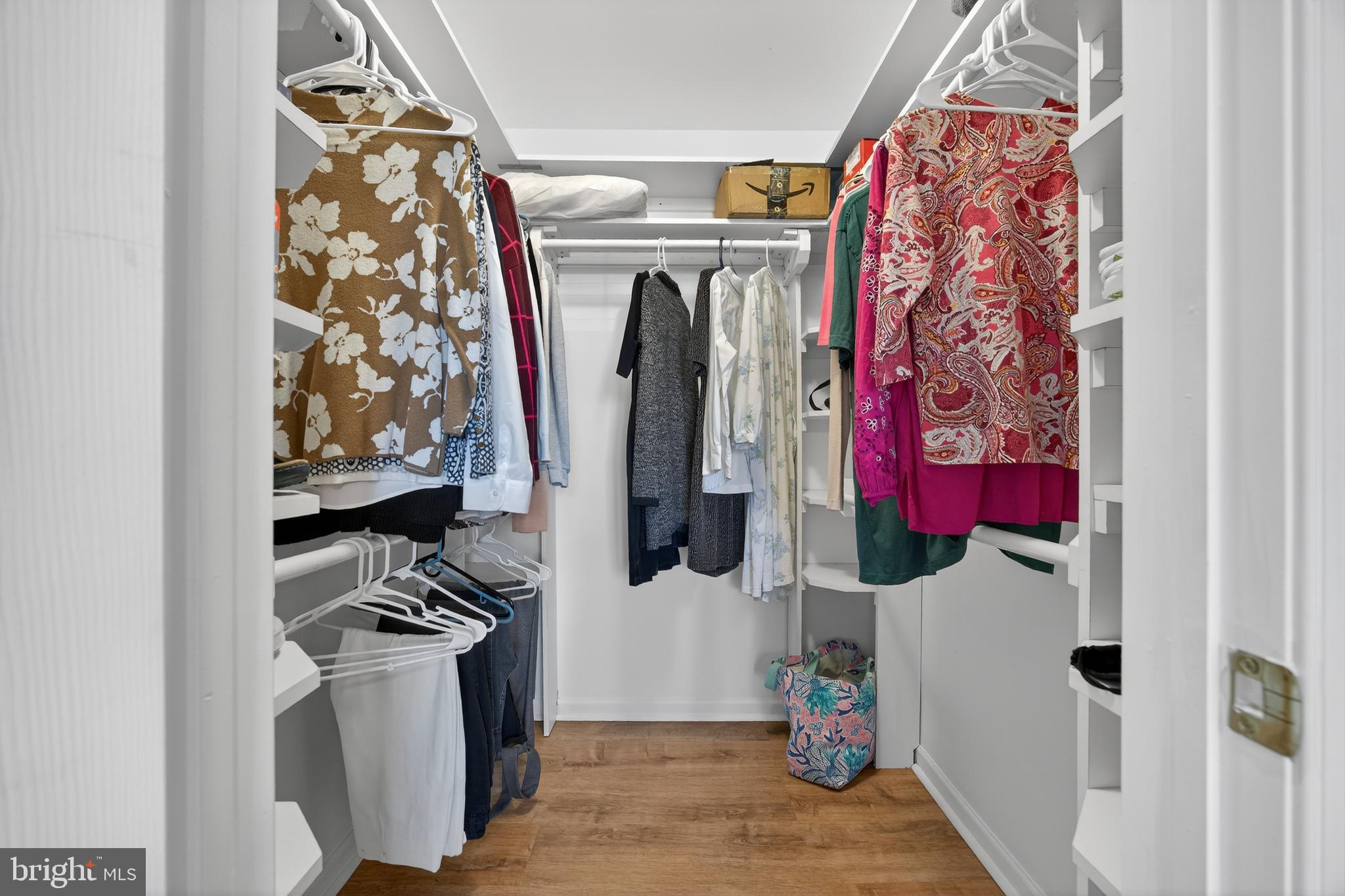 DELAIRE LANDING - Residential