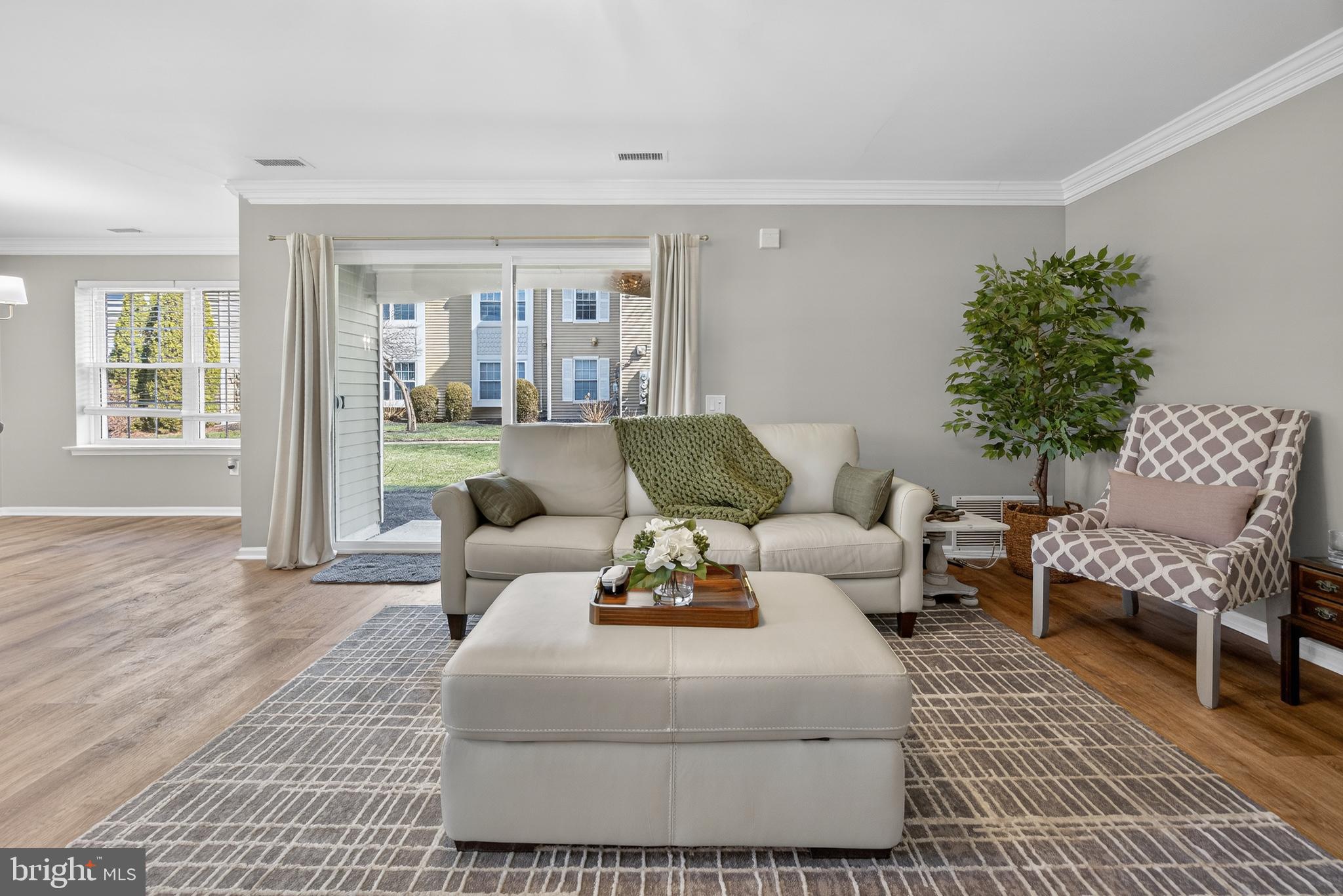 DELAIRE LANDING - Residential