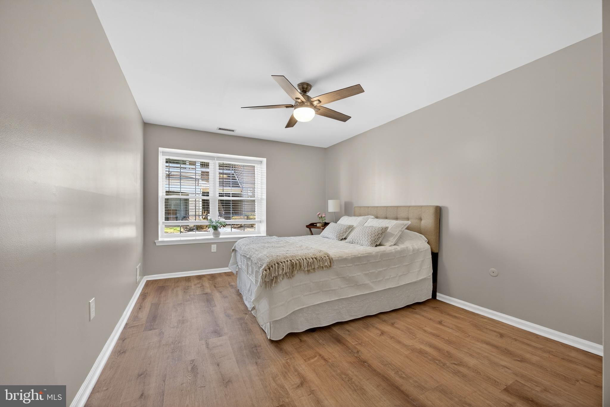 DELAIRE LANDING - Residential