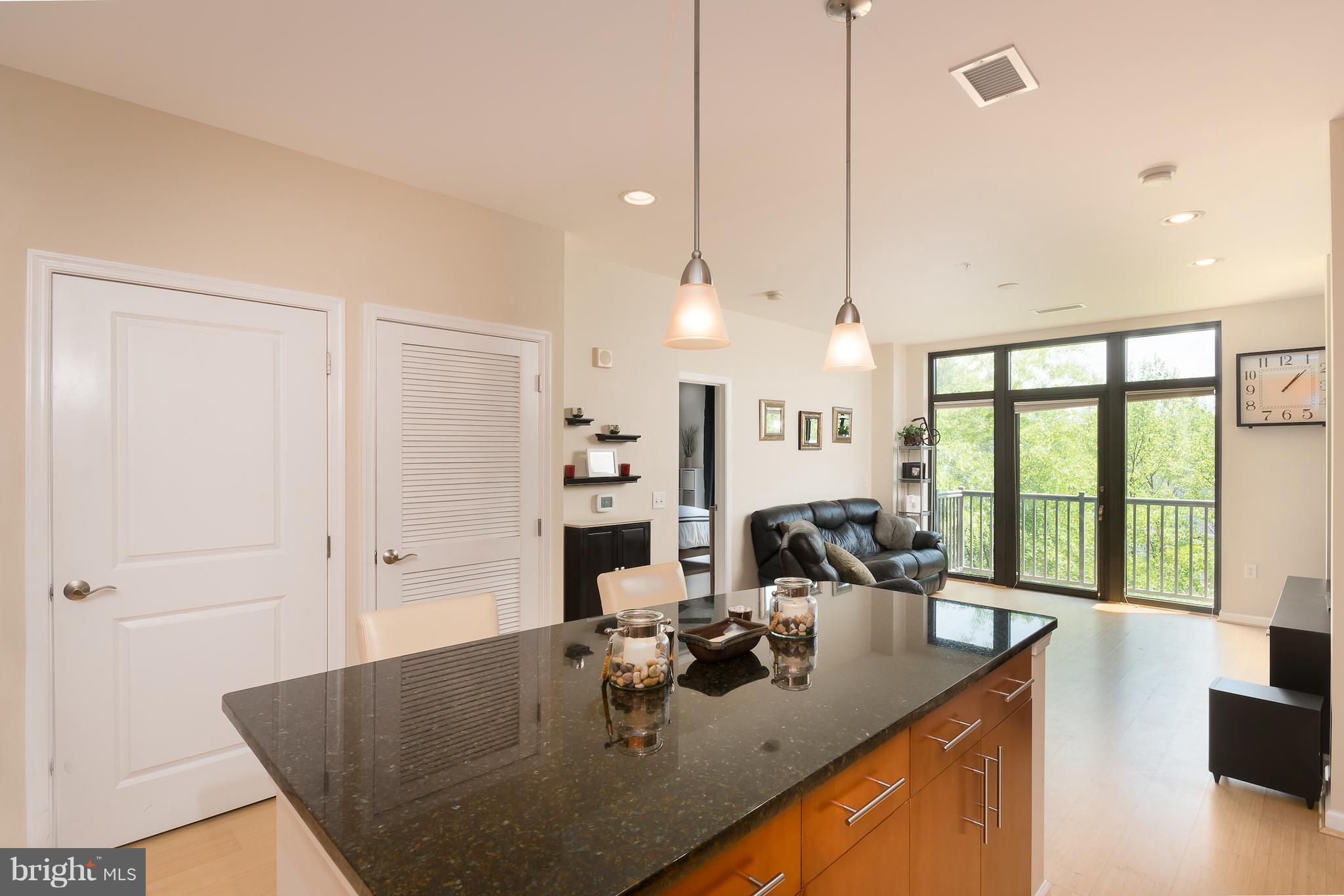 SPECTRUM CONDO - Residential