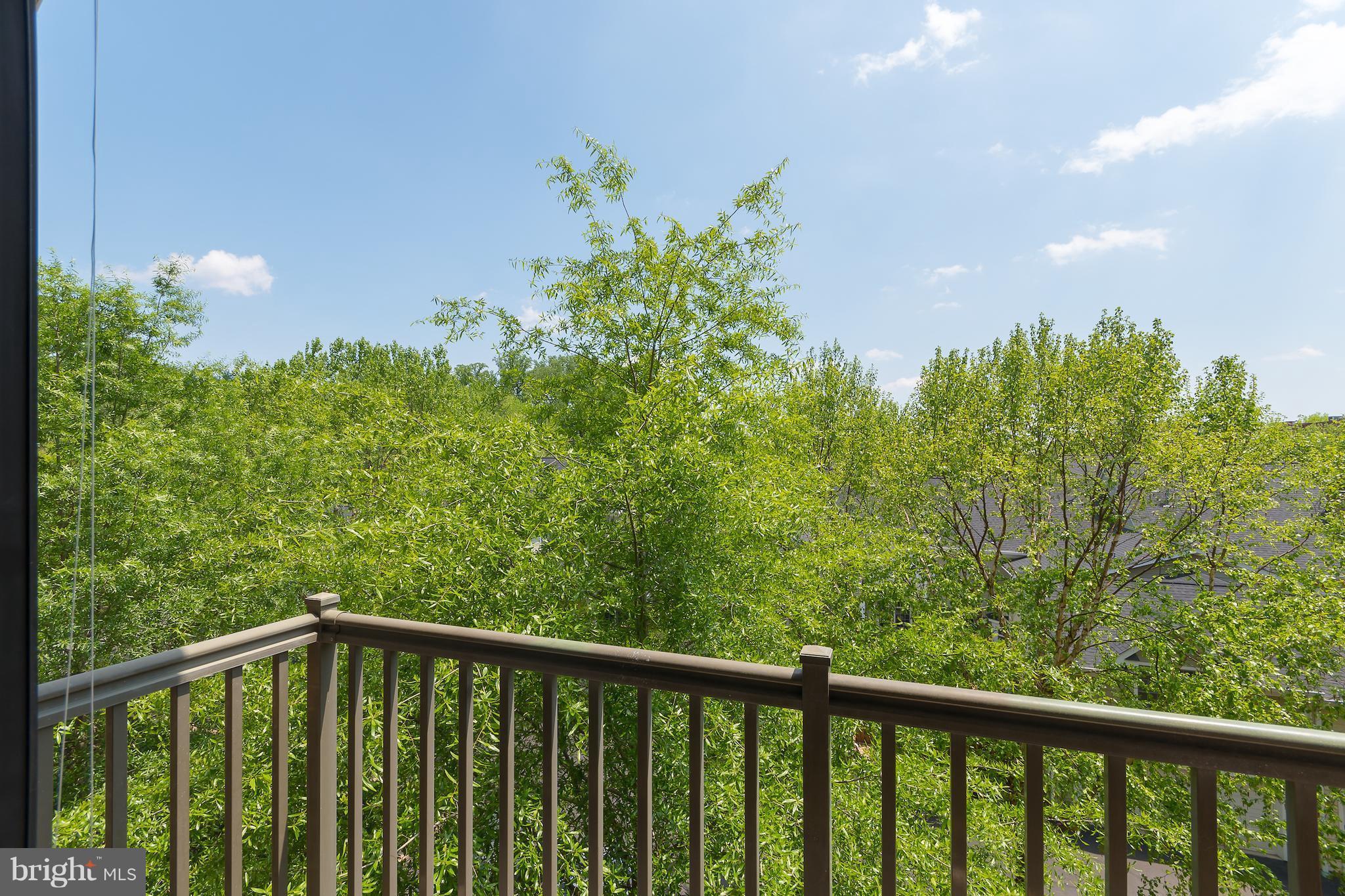 SPECTRUM CONDO - Residential