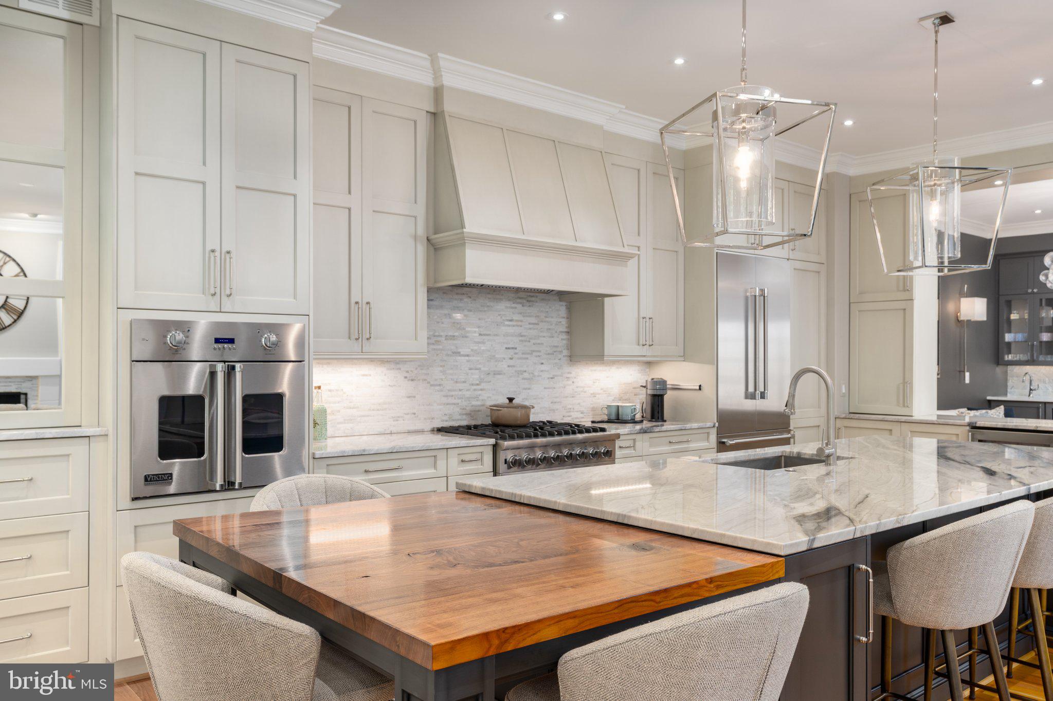 20275 WATER MARK PLACE