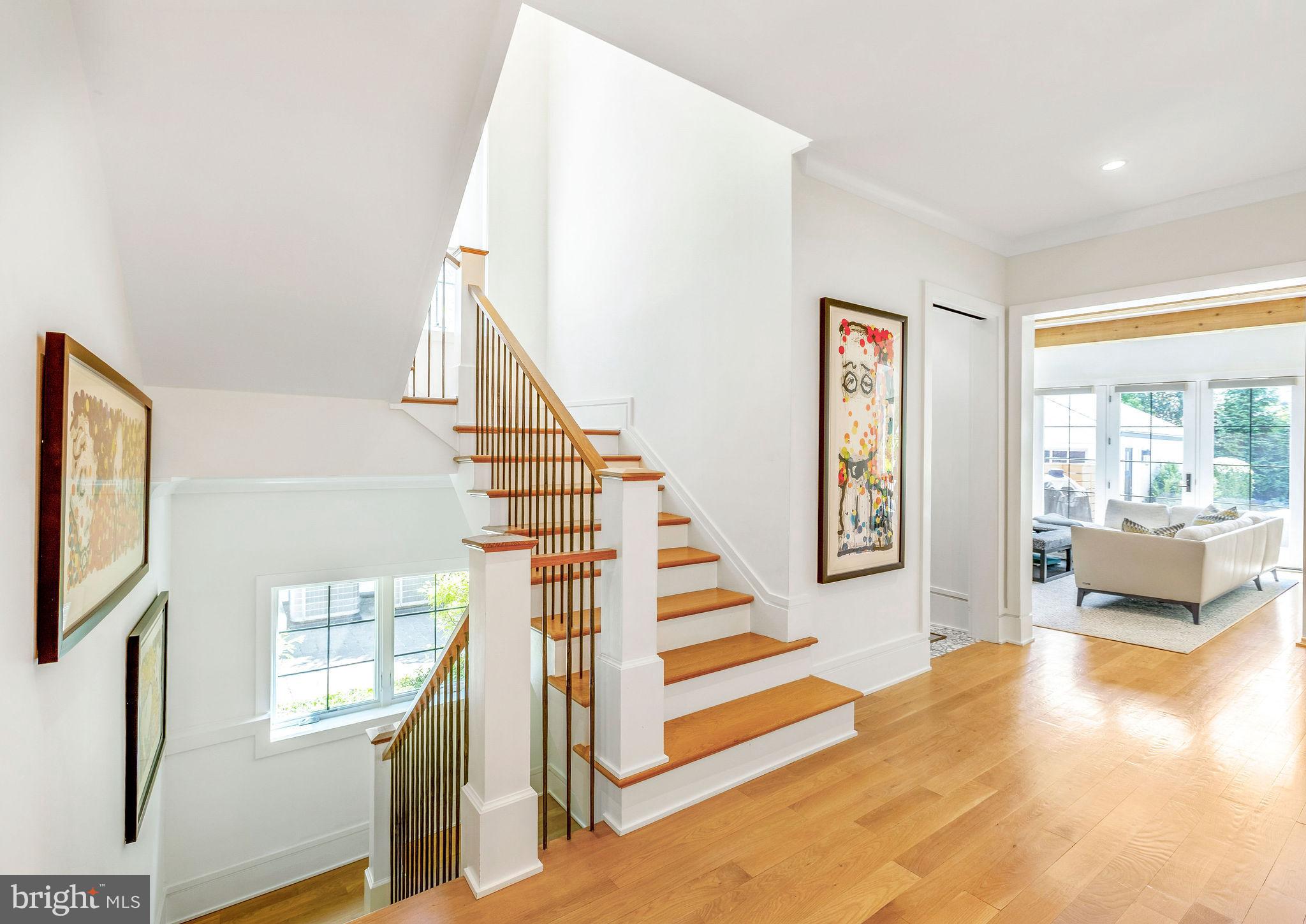 CHEVY CHASE - Residential