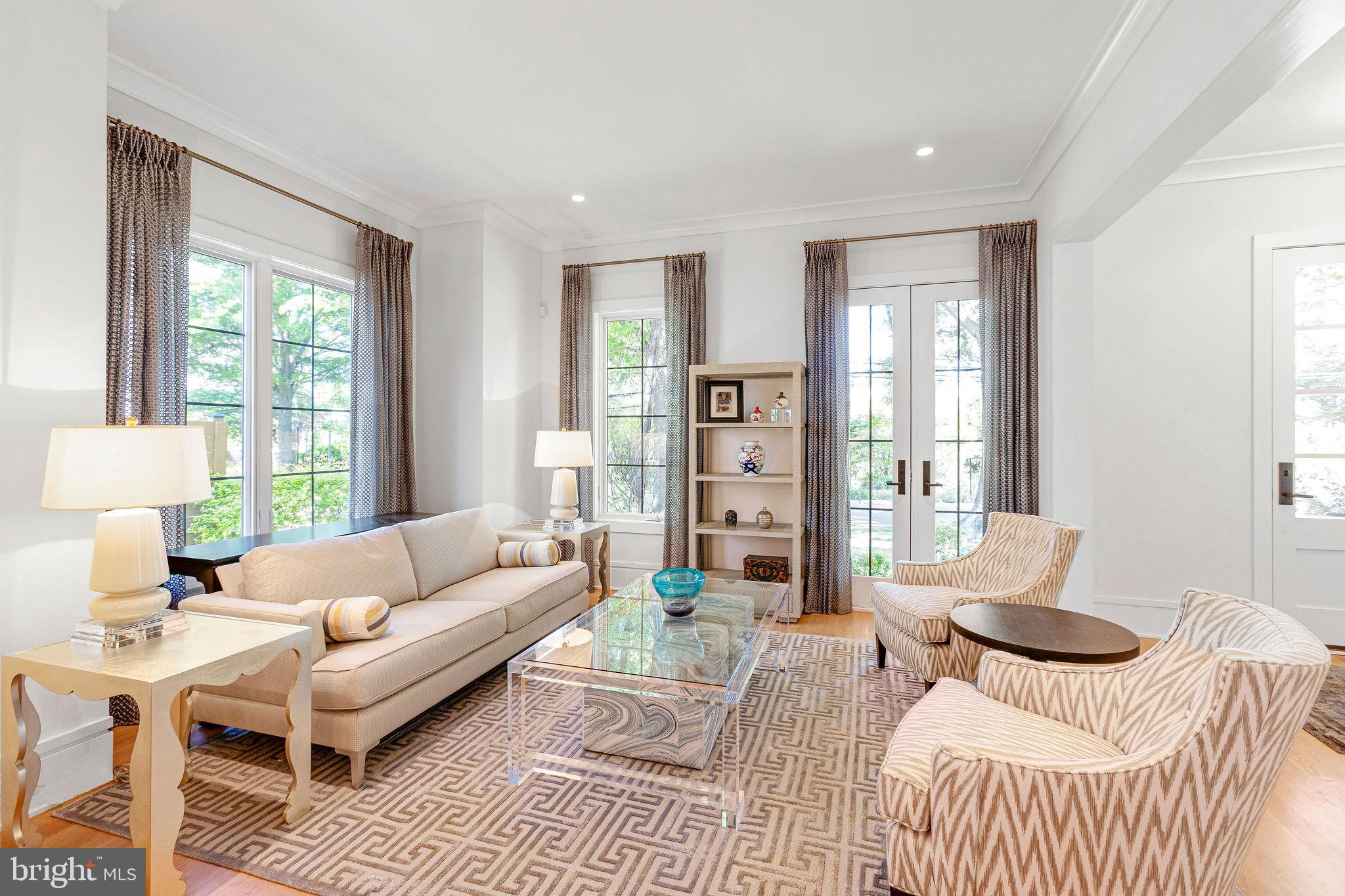 CHEVY CHASE - Residential