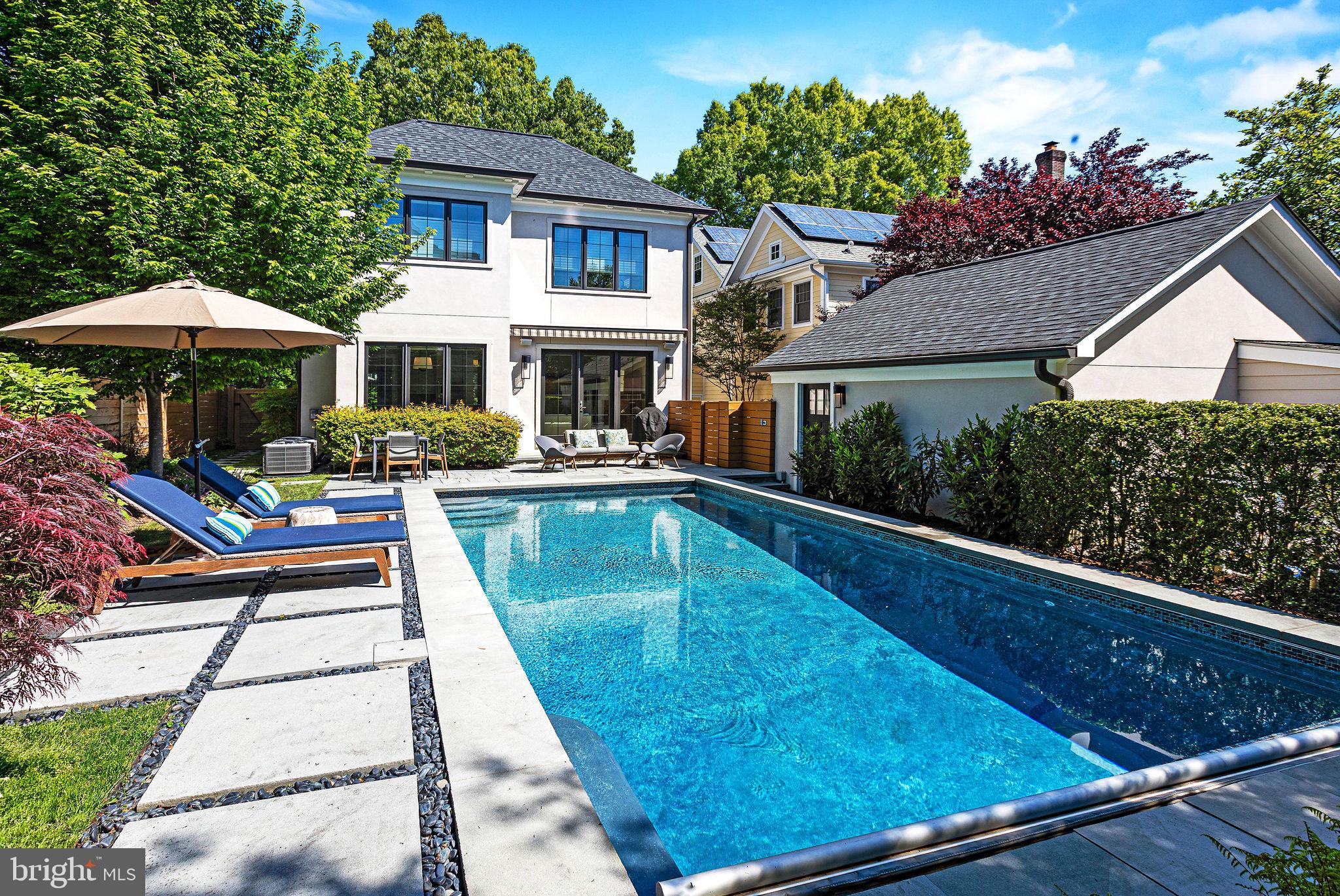 CHEVY CHASE - Residential