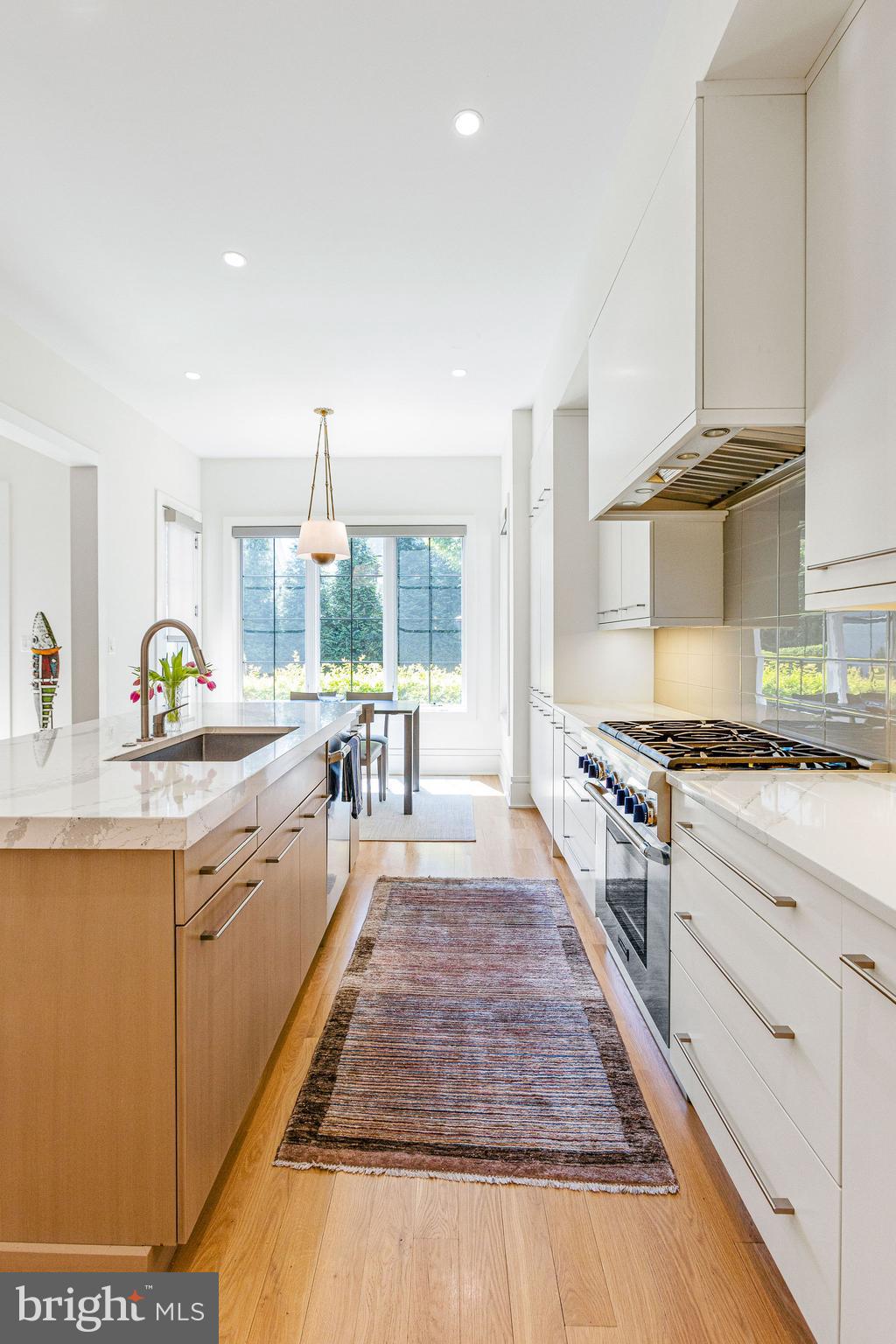 CHEVY CHASE - Residential