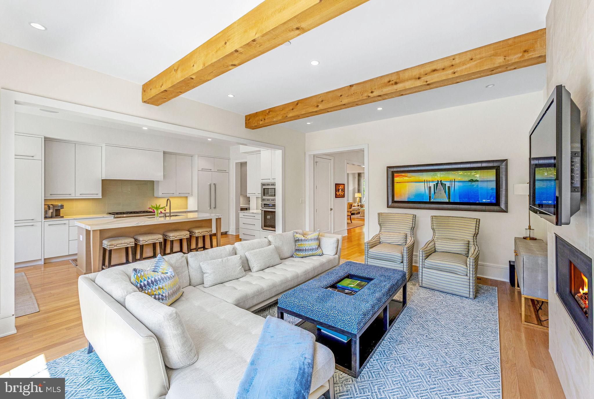 CHEVY CHASE - Residential