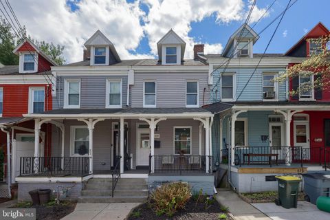 Photo of 824 4th Street, LANCASTER, PA 17603 (MLS # PALA2074188)